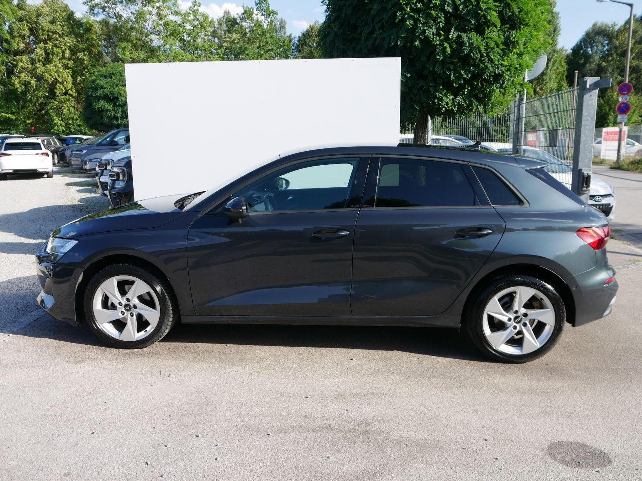 Audi A3 Sportback advanced (2025) - Photo 4