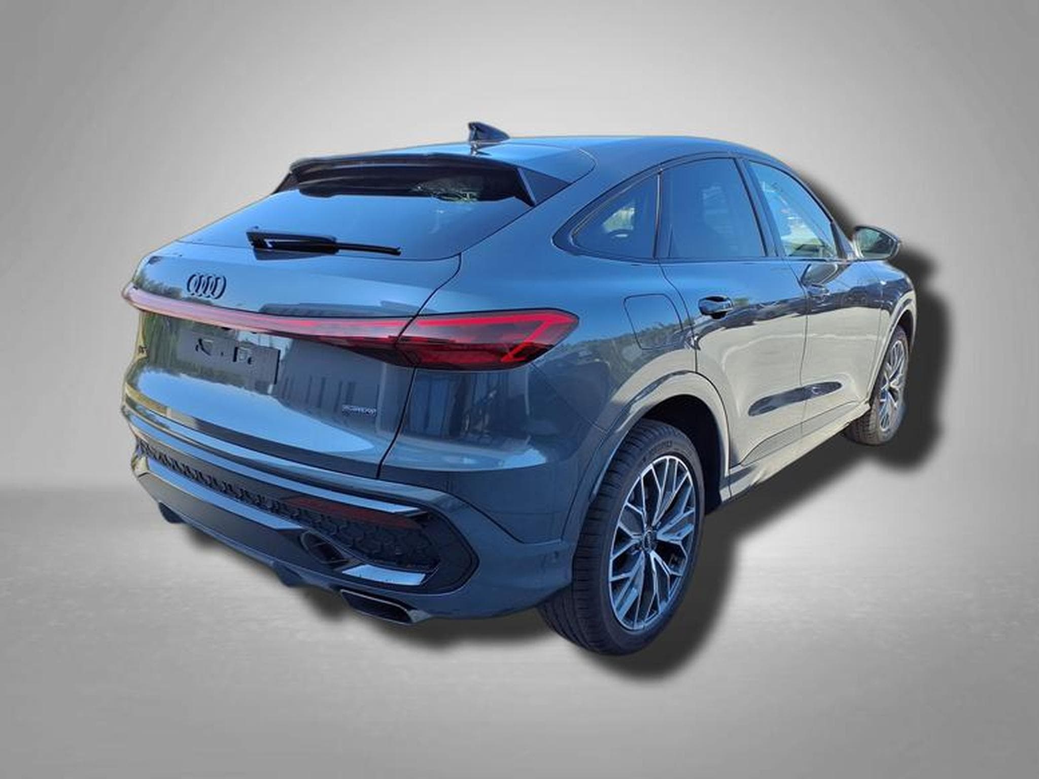 Audi Q5 Sportback S line 2.0 TFSI 7-Gang S tronic quattro (2026) - Photo 4