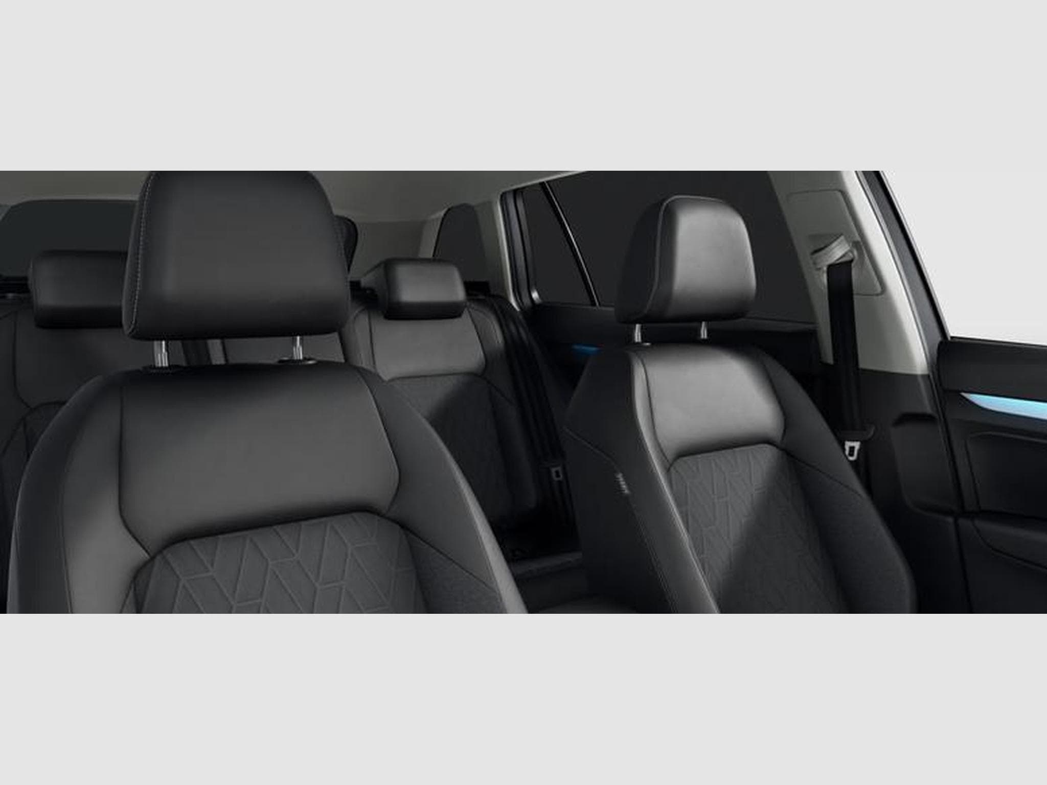 VW Golf Variant Life Plus 1.5 eTSI 7-Gang-DSG (2025) - Photo 5