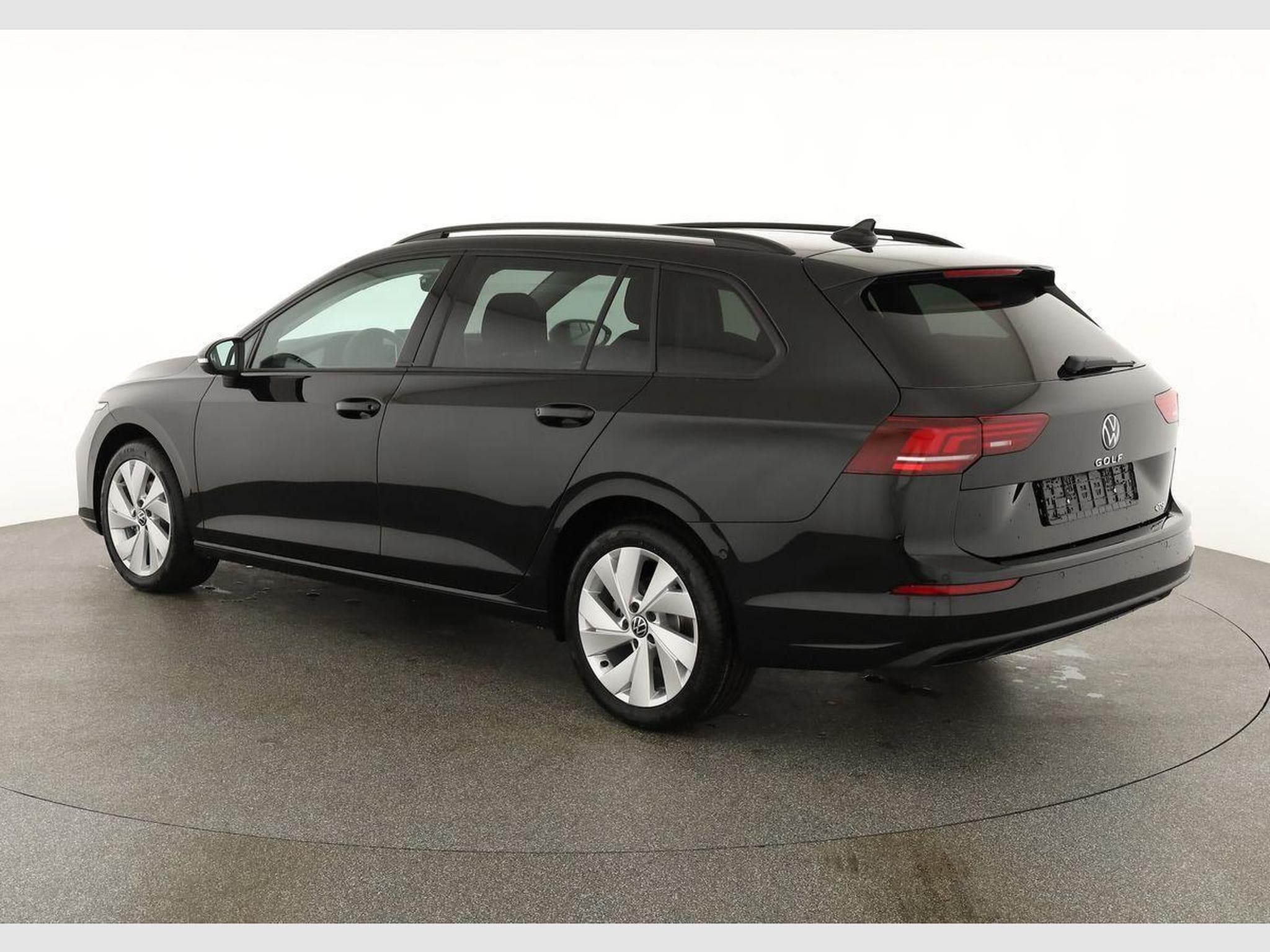 VW Golf Variant 1.5 eTSI 110 kW Life (2026) - Photo 3