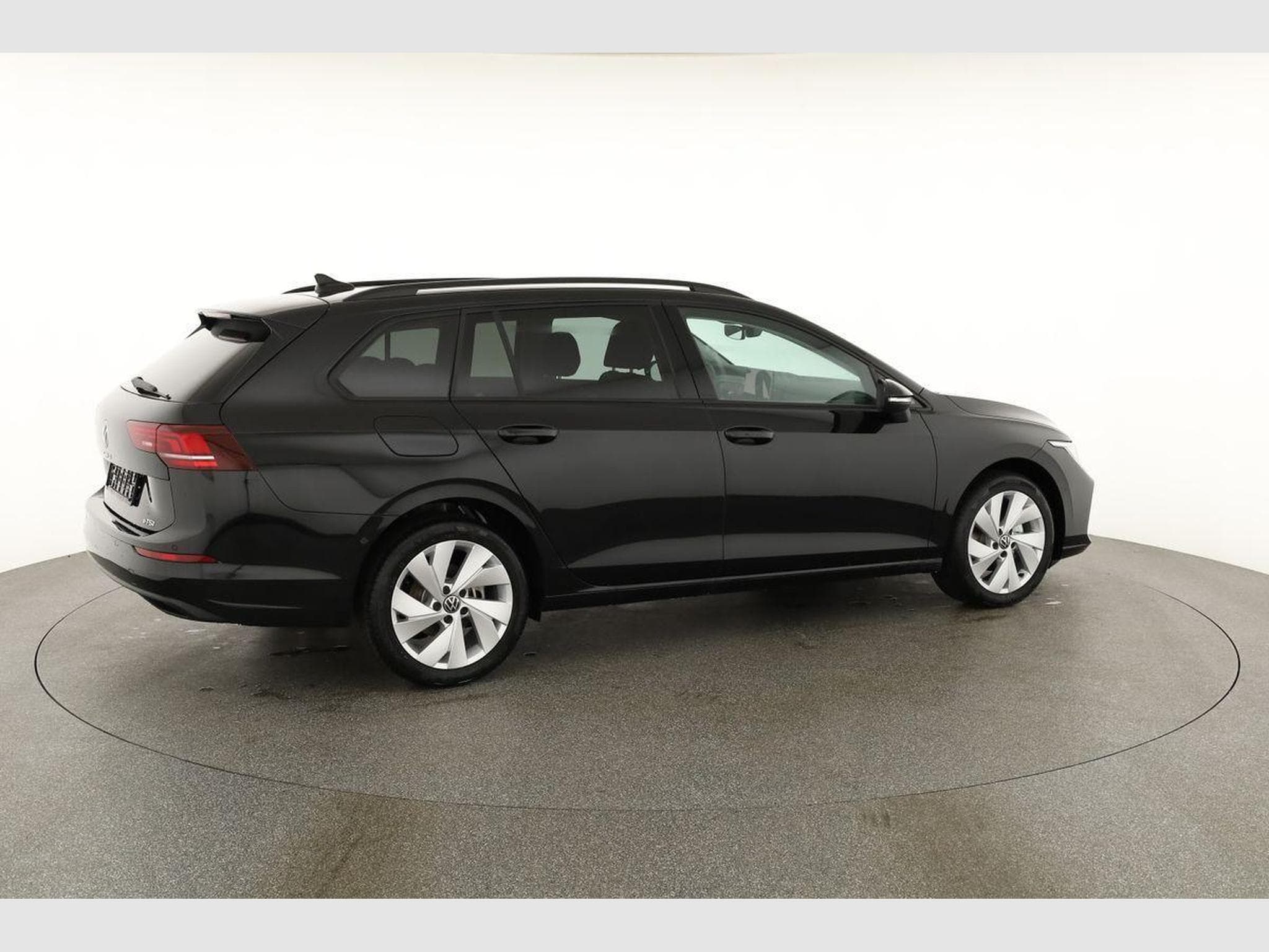 VW Golf Variant 1.5 eTSI 110 kW Life (2026) - Photo 20