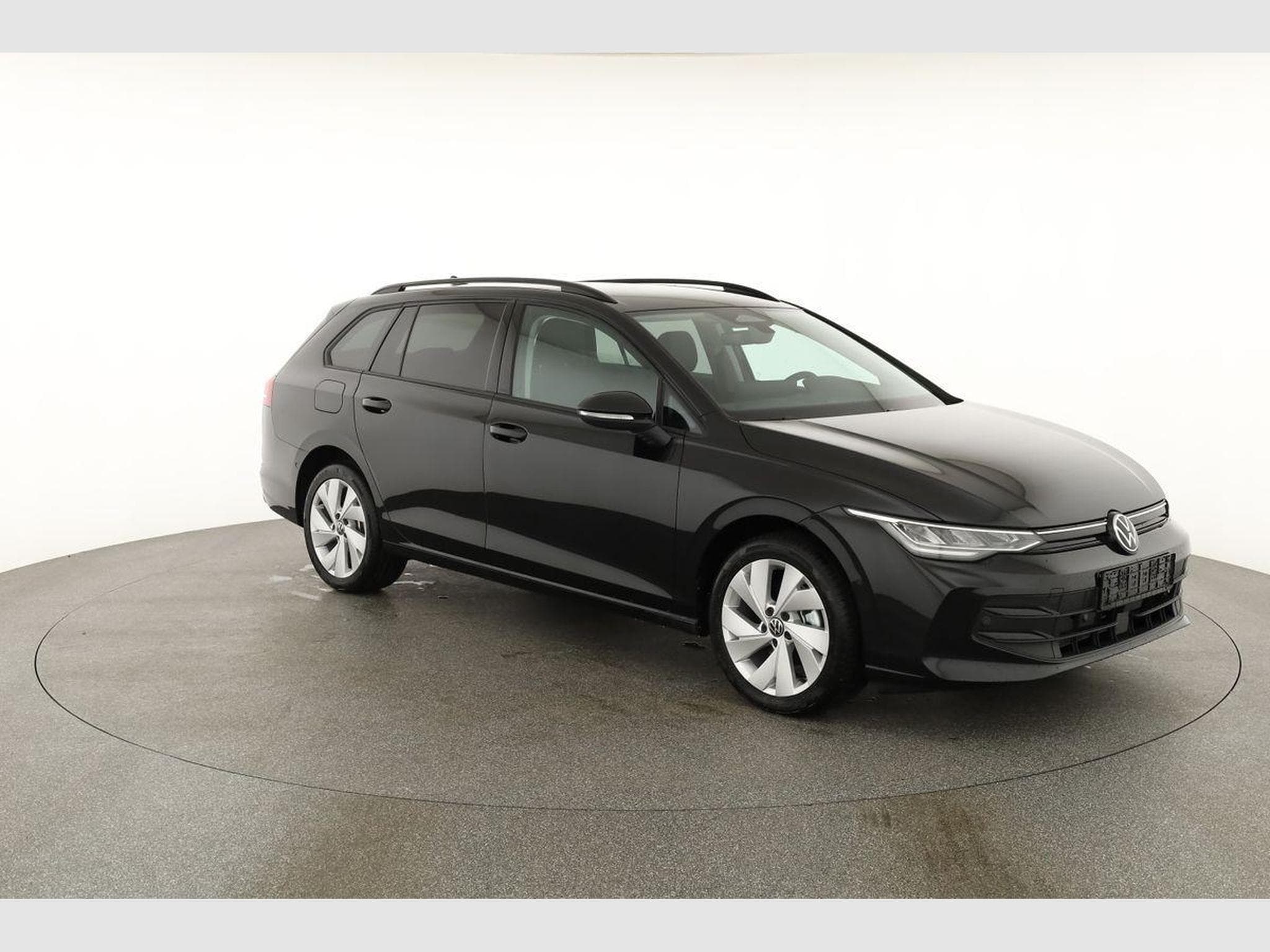 VW Golf Variant 1.5 eTSI 110 kW Life (2026) - Photo 25