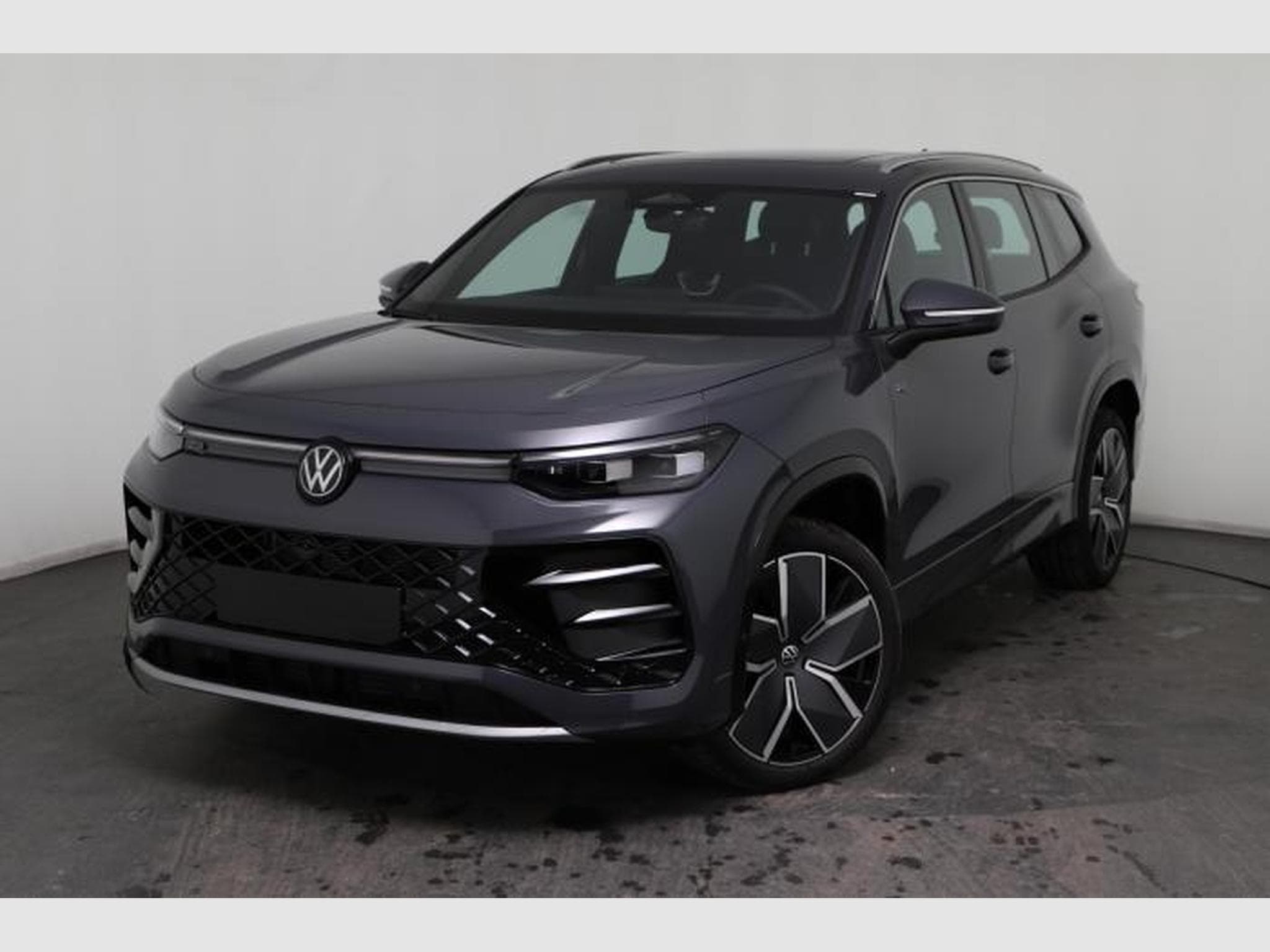 VW Tayron New Edition R-Line (2025) - Photo 1