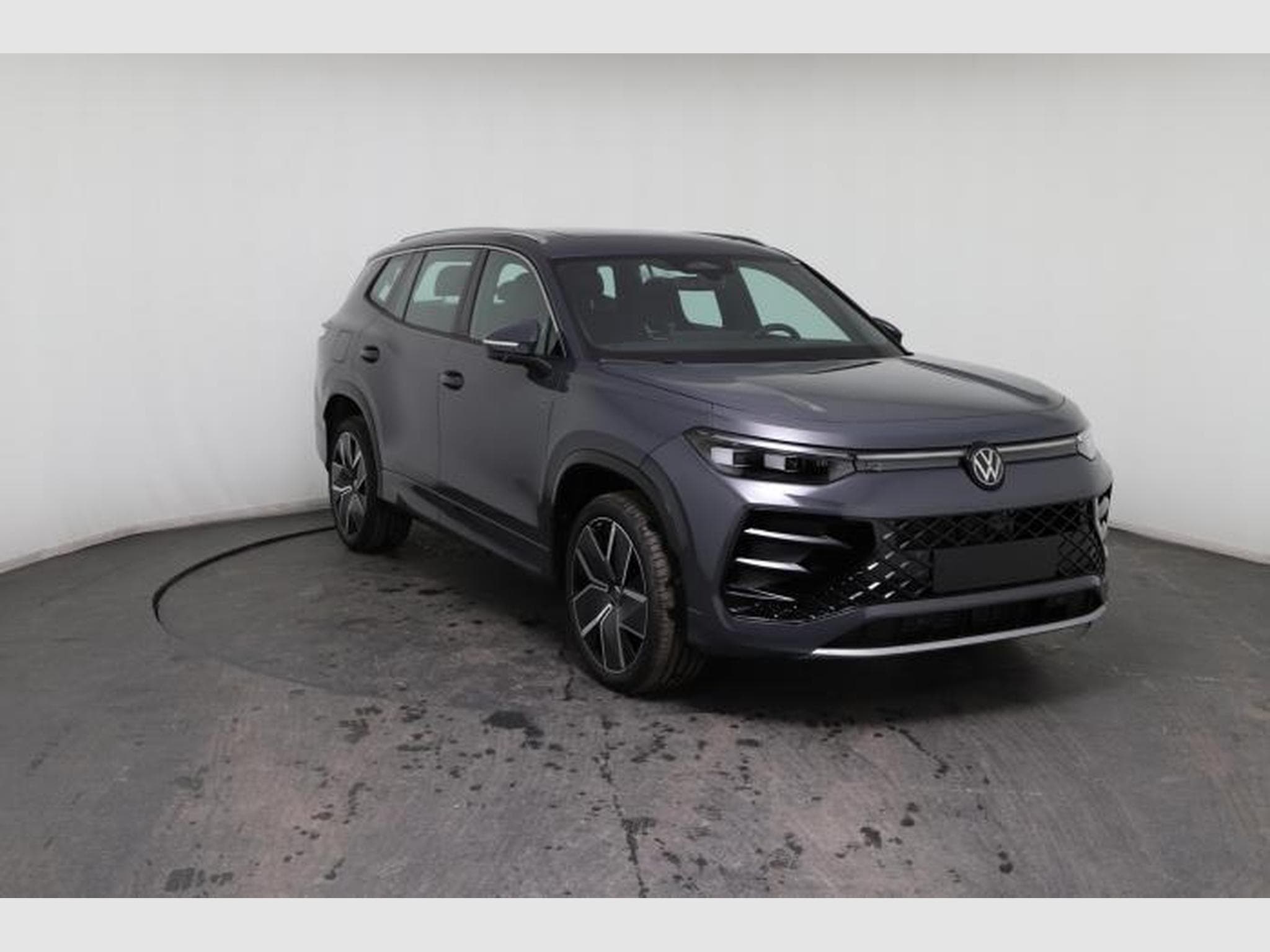 VW Tayron New Edition R-Line (2025) - Photo 10