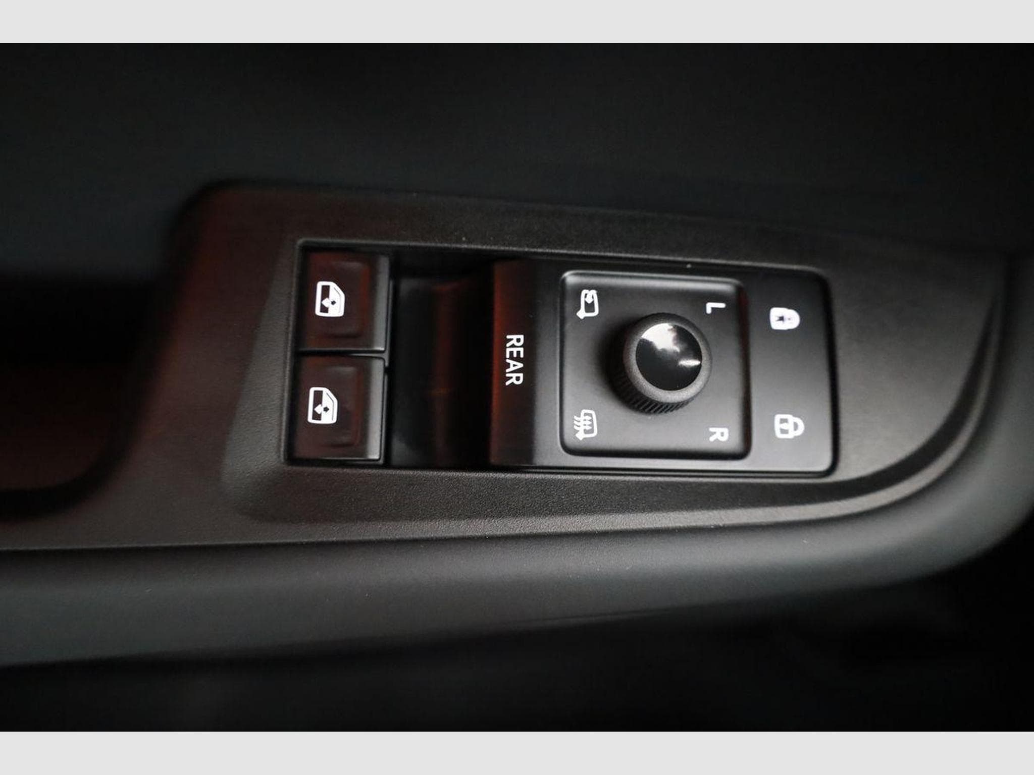 Cupra Tavascan 250 kW 4Drive VZ (2026) - Photo 7