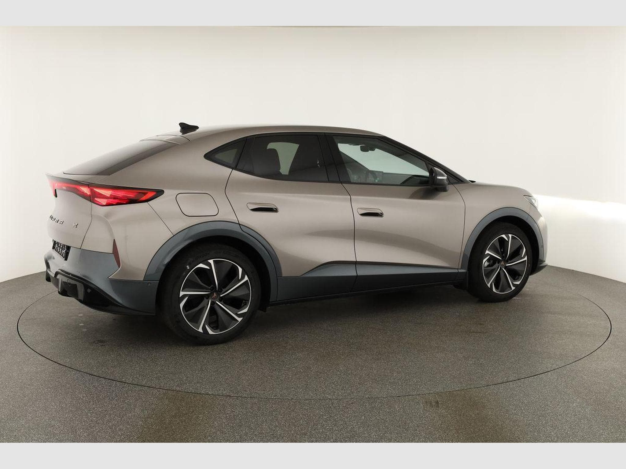 Cupra Tavascan 250 kW 4Drive VZ (2026) - Photo 18