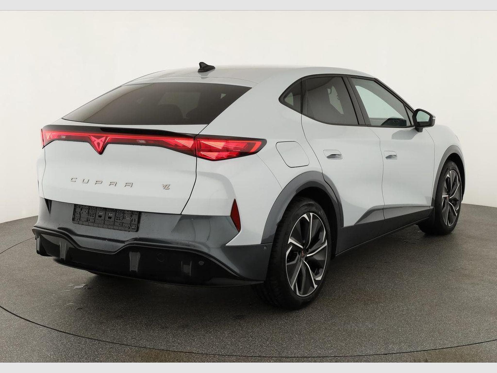 Cupra Tavascan 250 kW 4Drive VZ (2026) - Photo 2