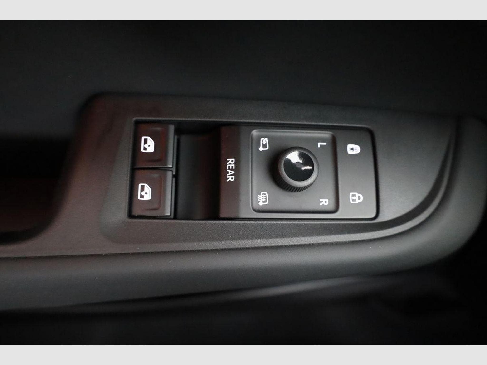 Cupra Tavascan 250 kW 4Drive VZ (2026) - Photo 7