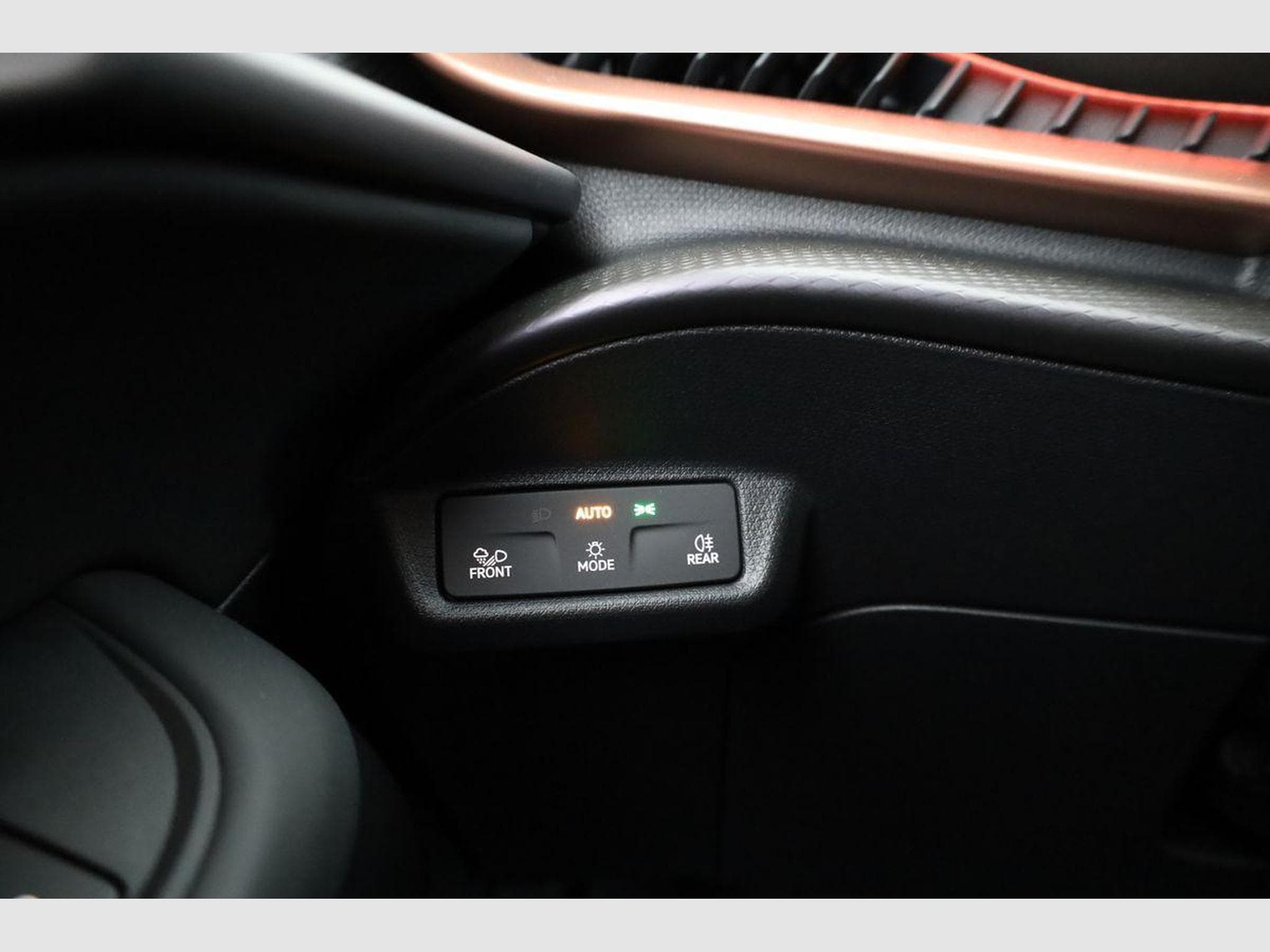 Cupra Tavascan 250 kW 4Drive VZ (2026) - Photo 8