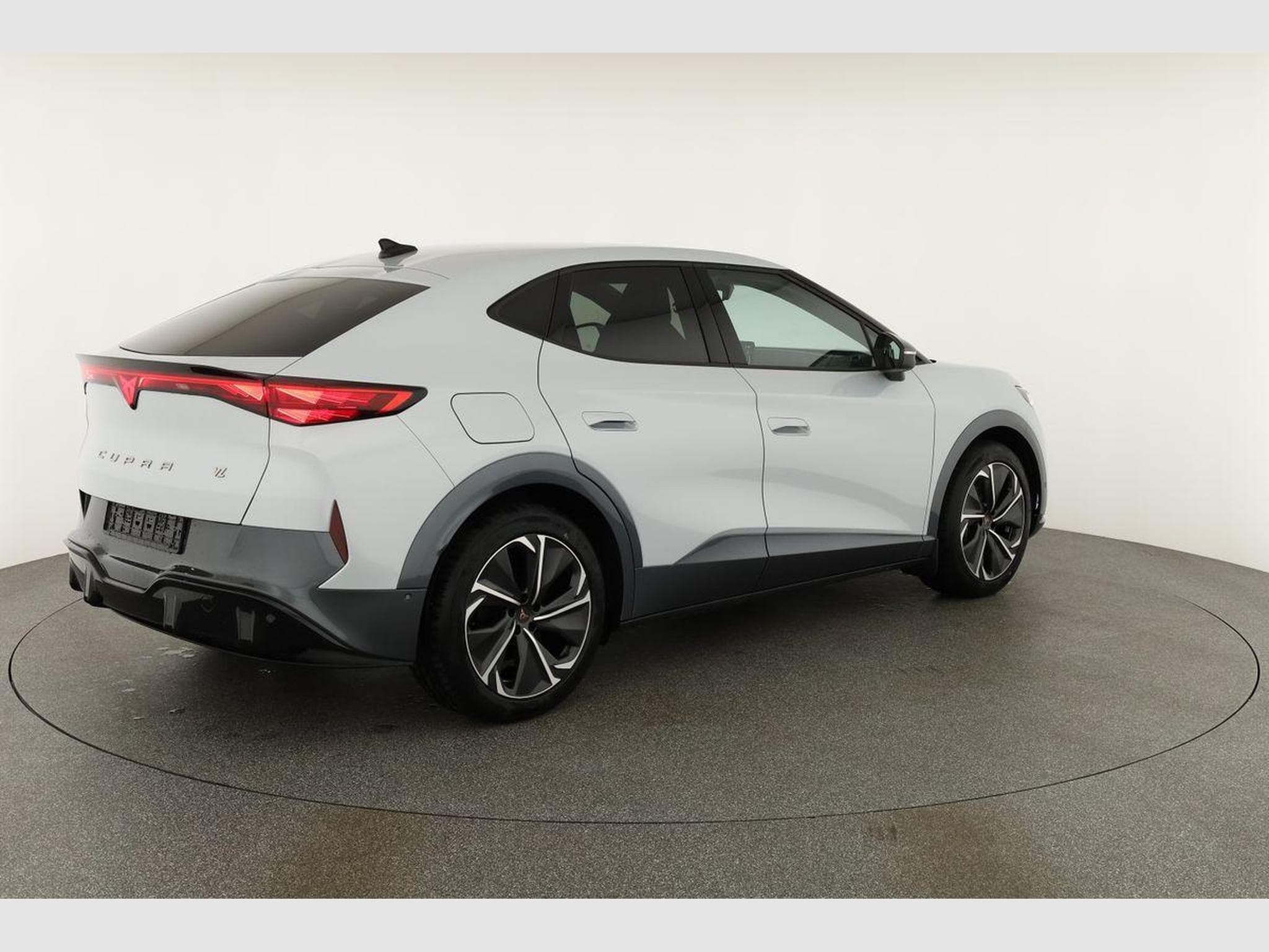 Cupra Tavascan 250 kW 4Drive VZ (2026) - Photo 17