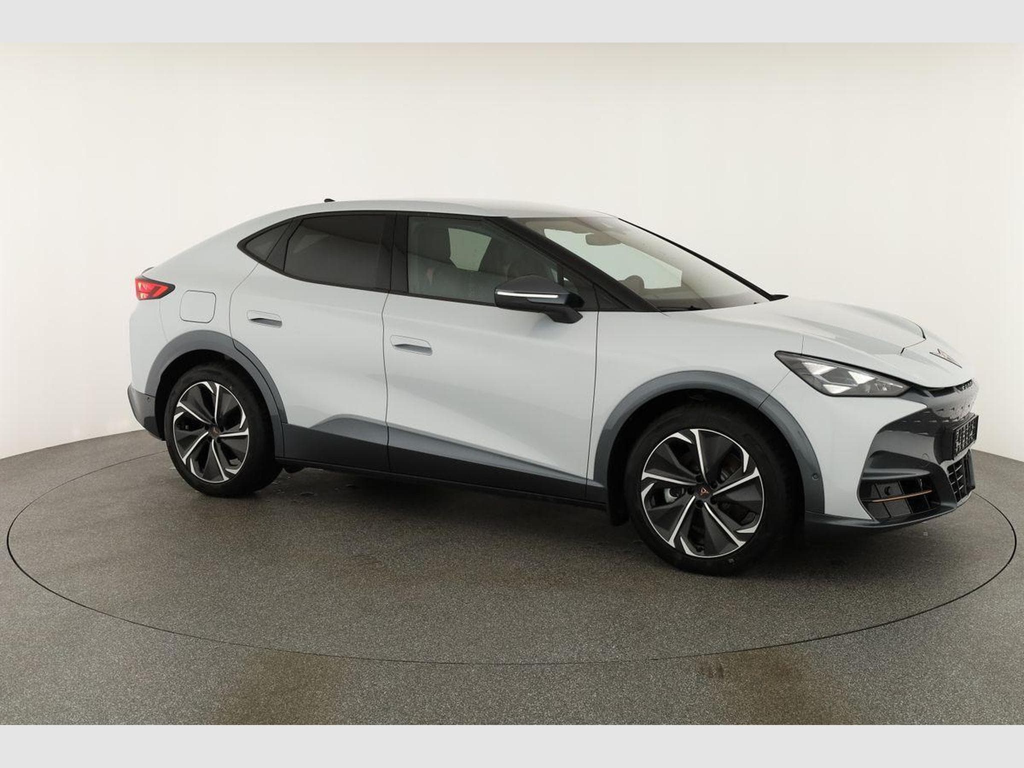 Cupra Tavascan 250 kW 4Drive VZ (2026) - Photo 22