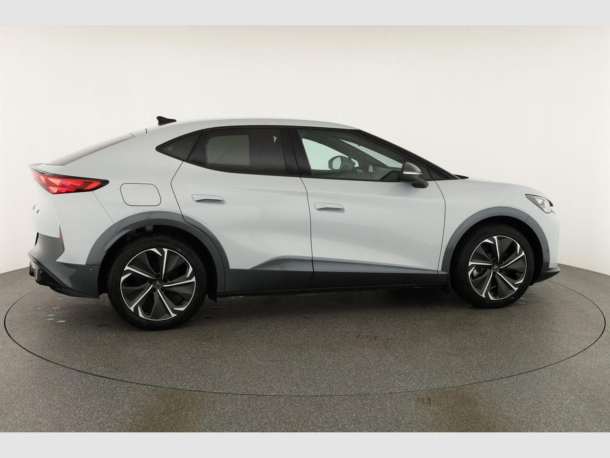 Cupra Tavascan 250 kW 4Drive VZ (2026) - Photo 19