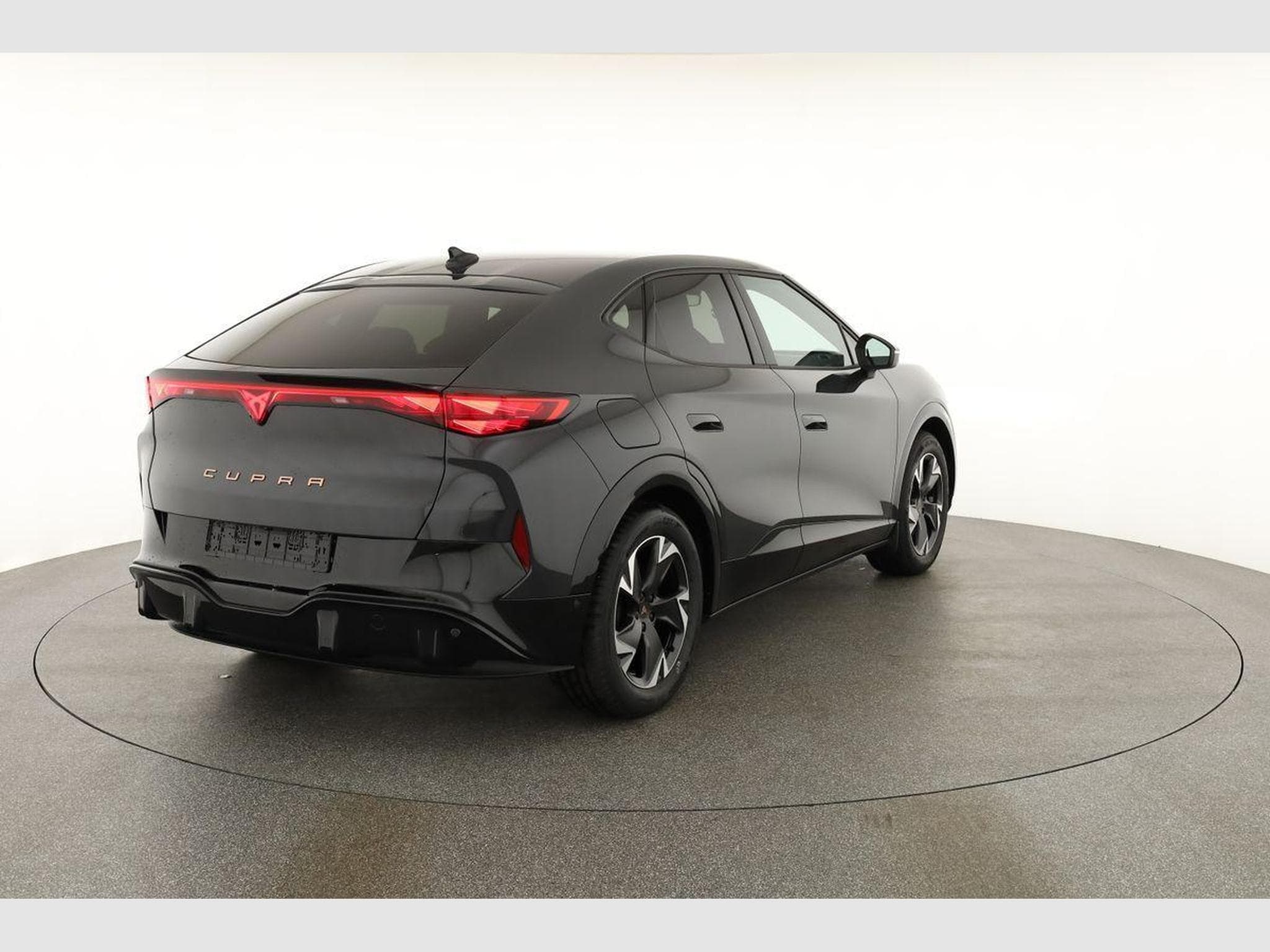 Cupra Tavascan 210 kW Endurance (2026) - Photo 16