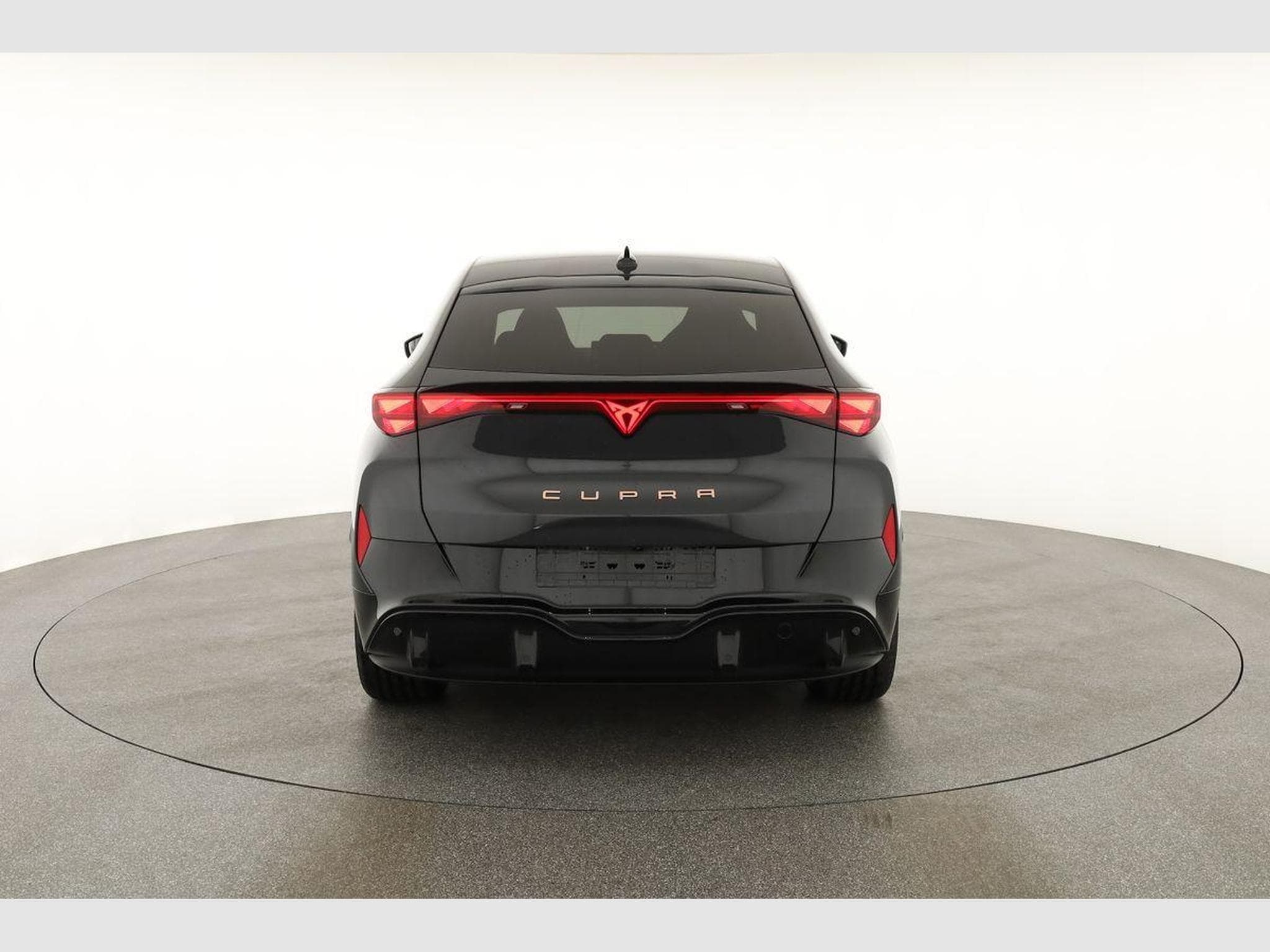 Cupra Tavascan 210 kW Endurance (2026) - Photo 14