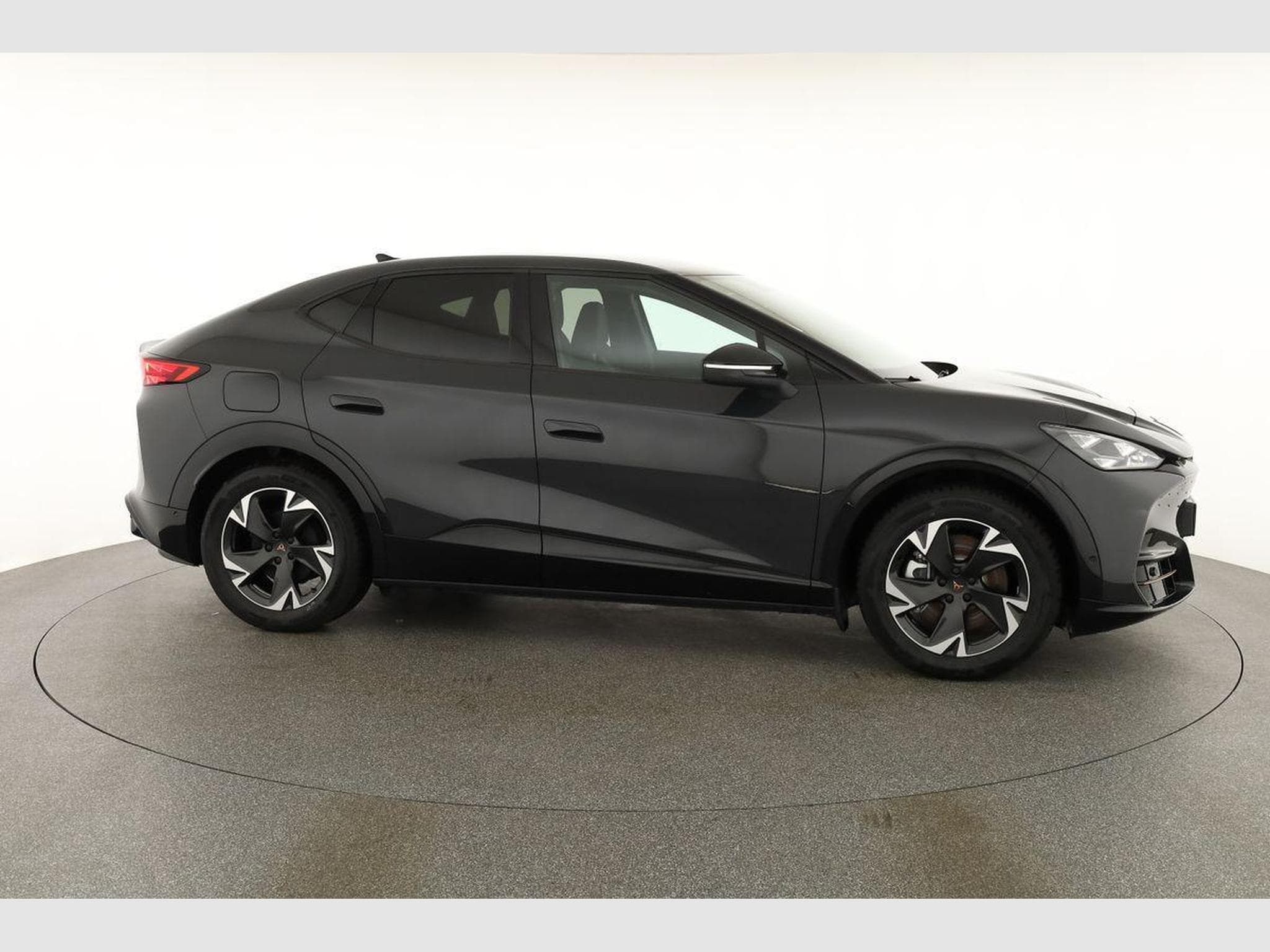 Cupra Tavascan 210 kW Endurance (2026) - Photo 21