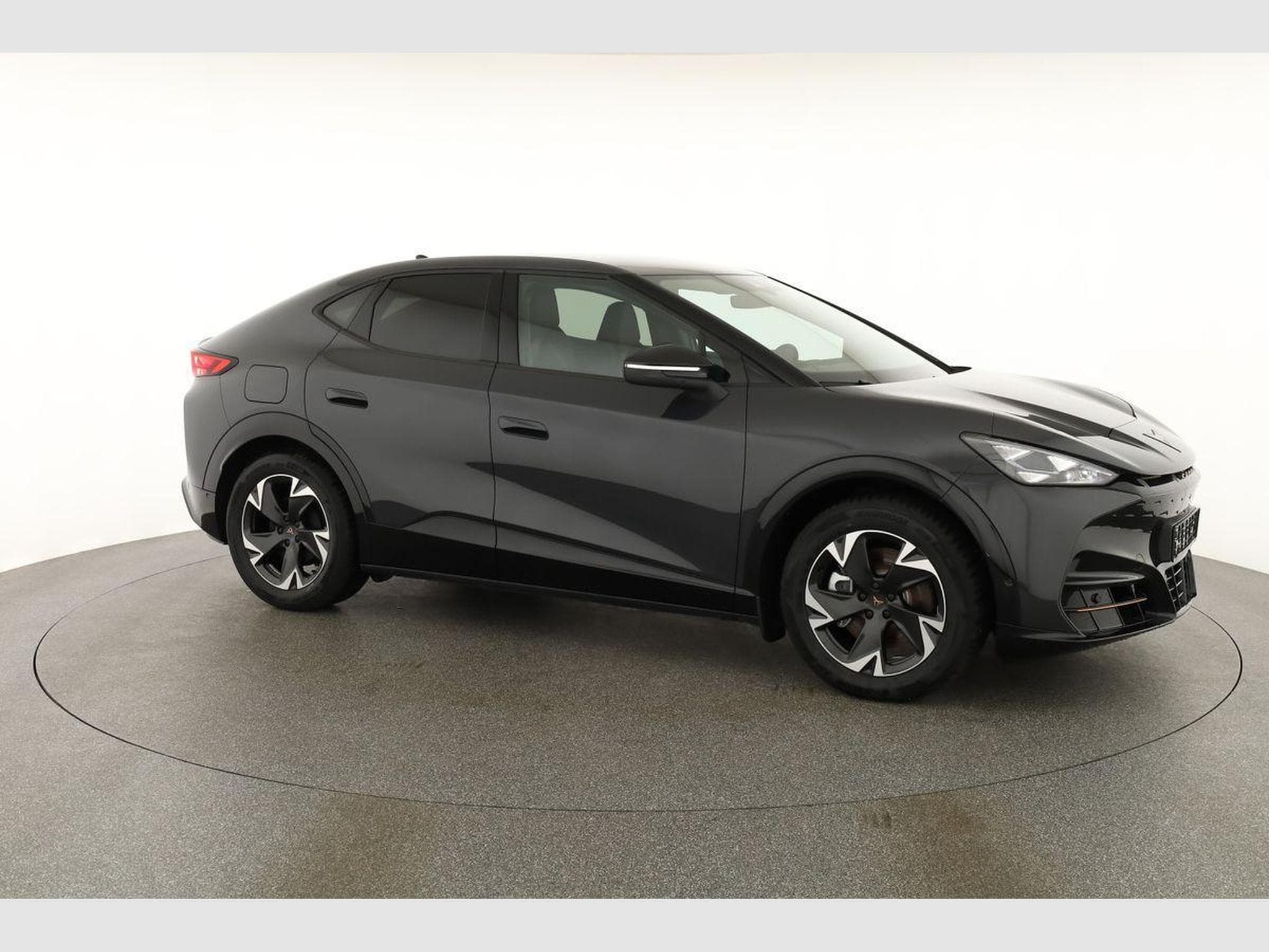 Cupra Tavascan 210 kW Endurance (2026) - Photo 22