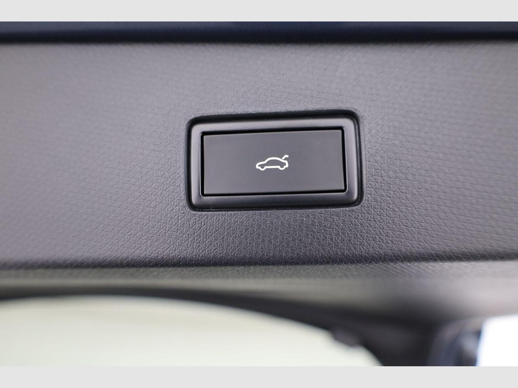 Cupra Tavascan 210 kW Endurance (2026) - Photo 12