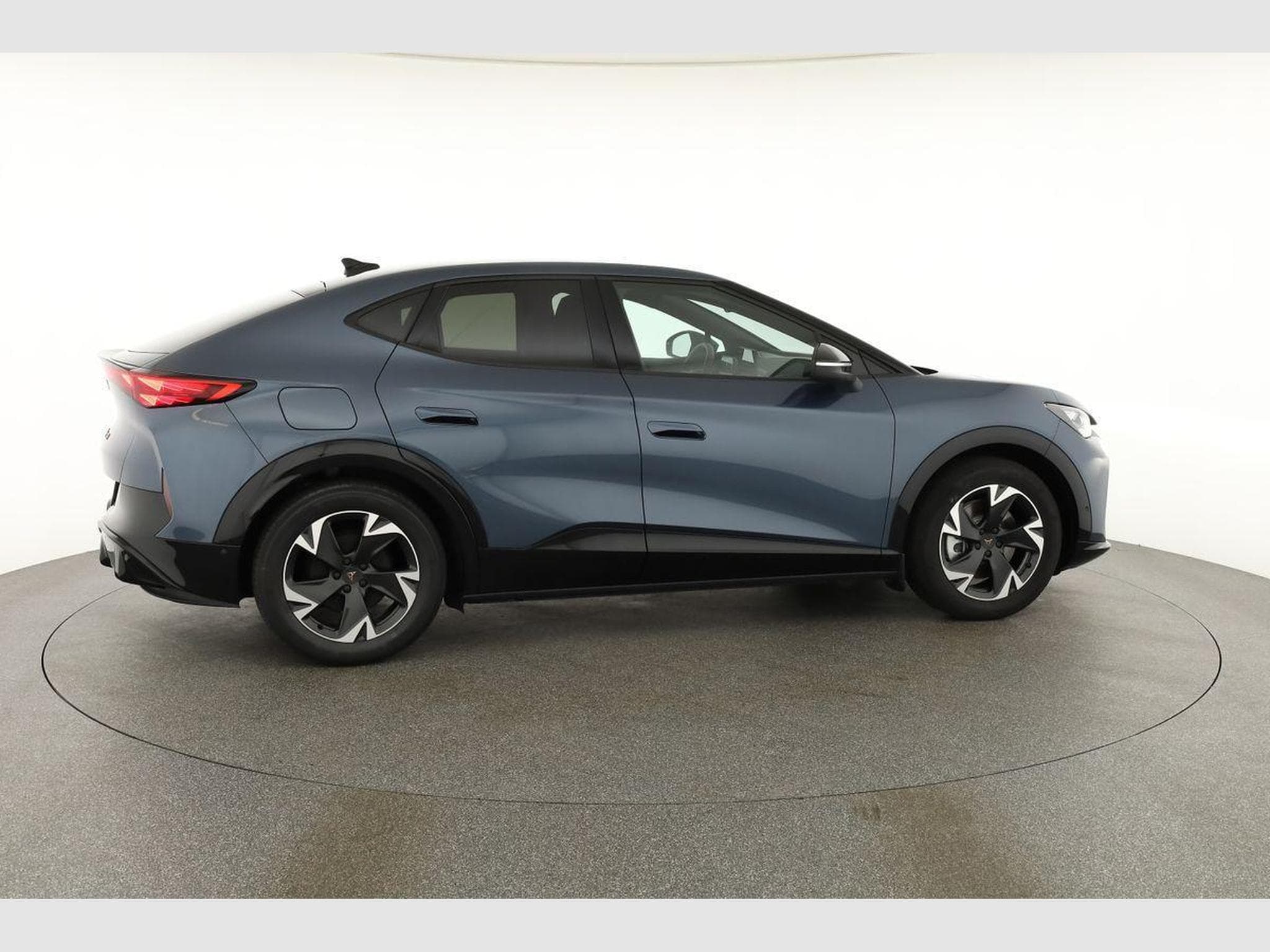 Cupra Tavascan 210 kW Endurance (2026) - Photo 19