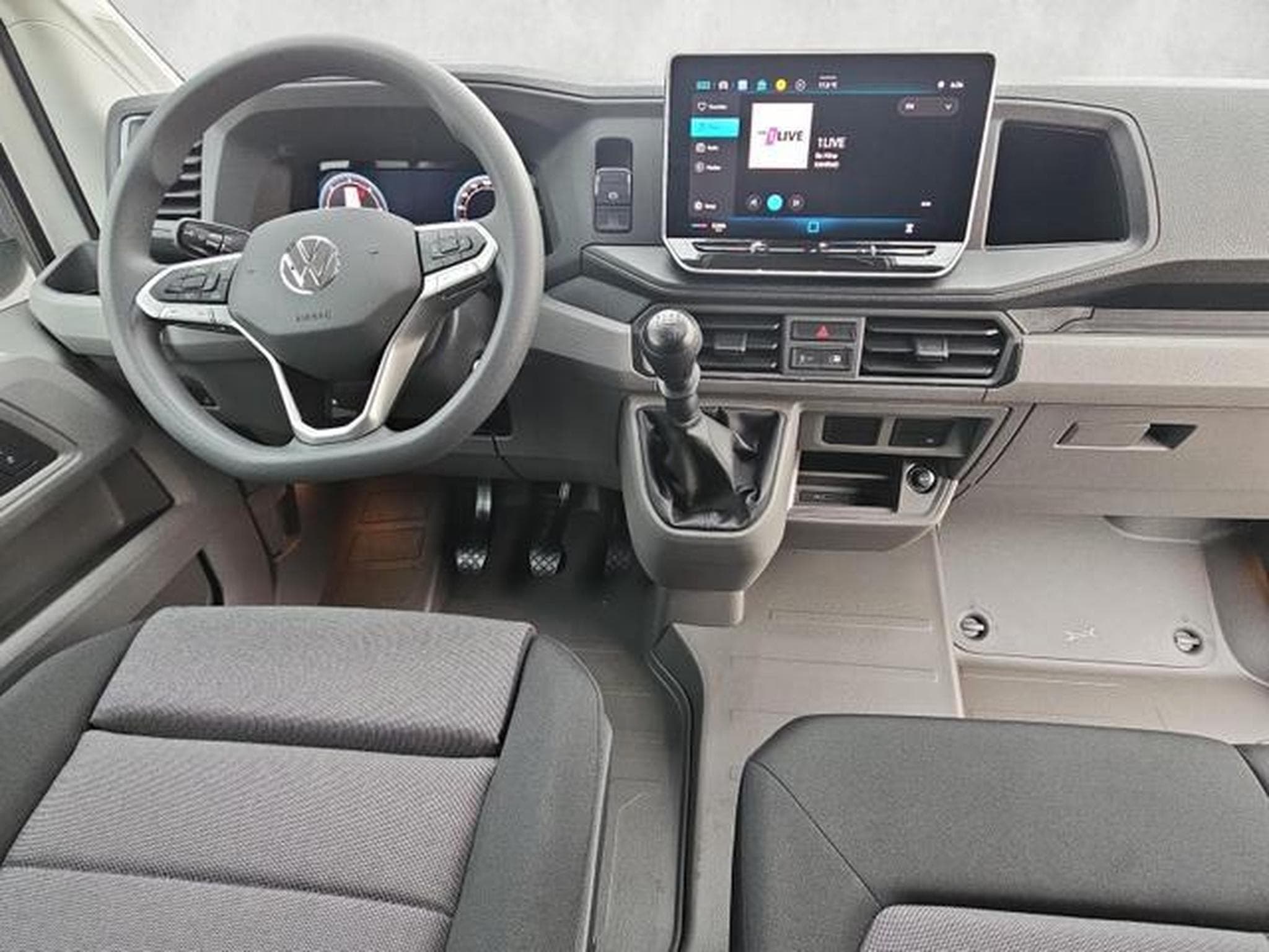 VW Crafter 30 mittellang FWD (2026) - Photo 11