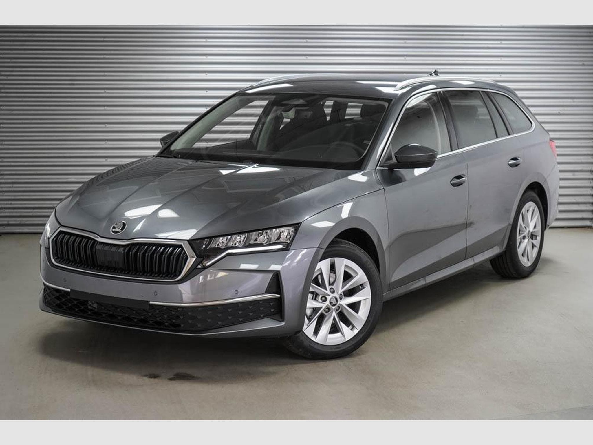 Skoda Octavia Kombi 1,5 TSI (2026) - Foto 1