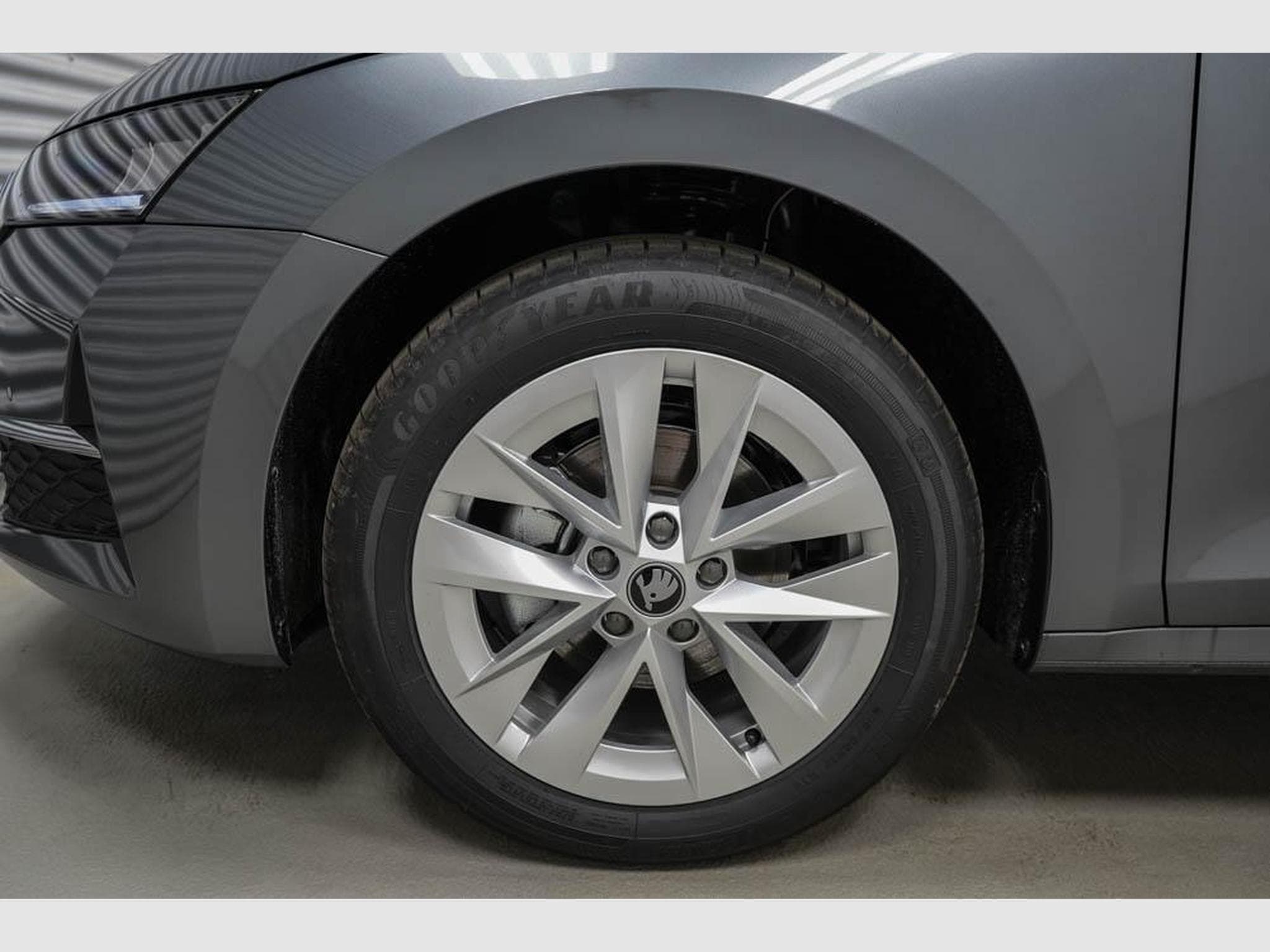 Skoda Octavia Kombi 1,5 TSI (2026) - Foto 5