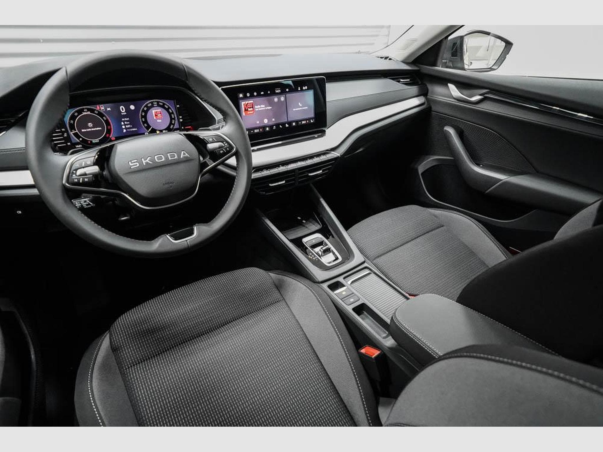 Skoda Octavia Kombi 1,5 TSI (2026) - Foto 7