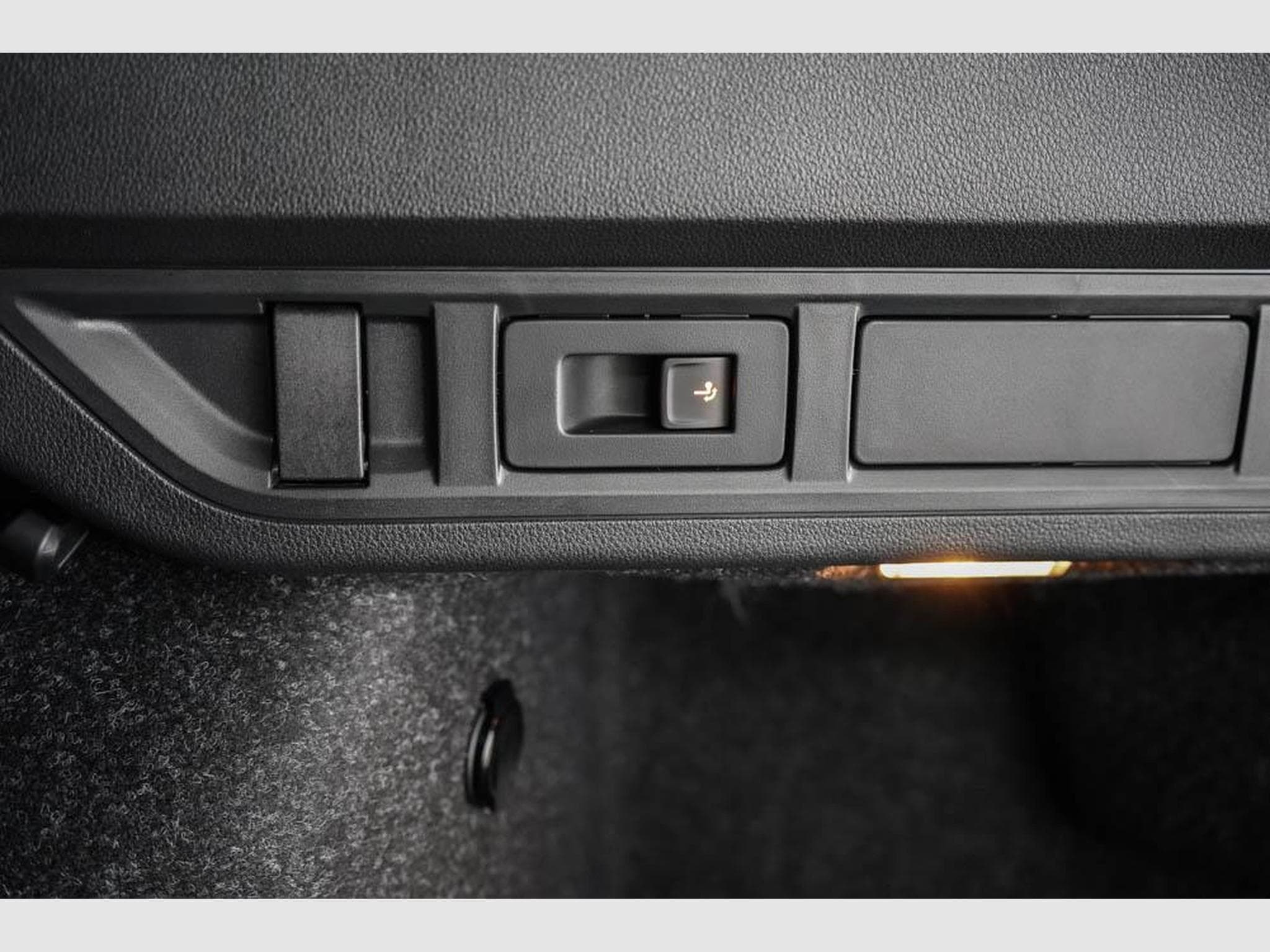 Skoda Octavia Kombi 1,5 TSI (2026) - Foto 19