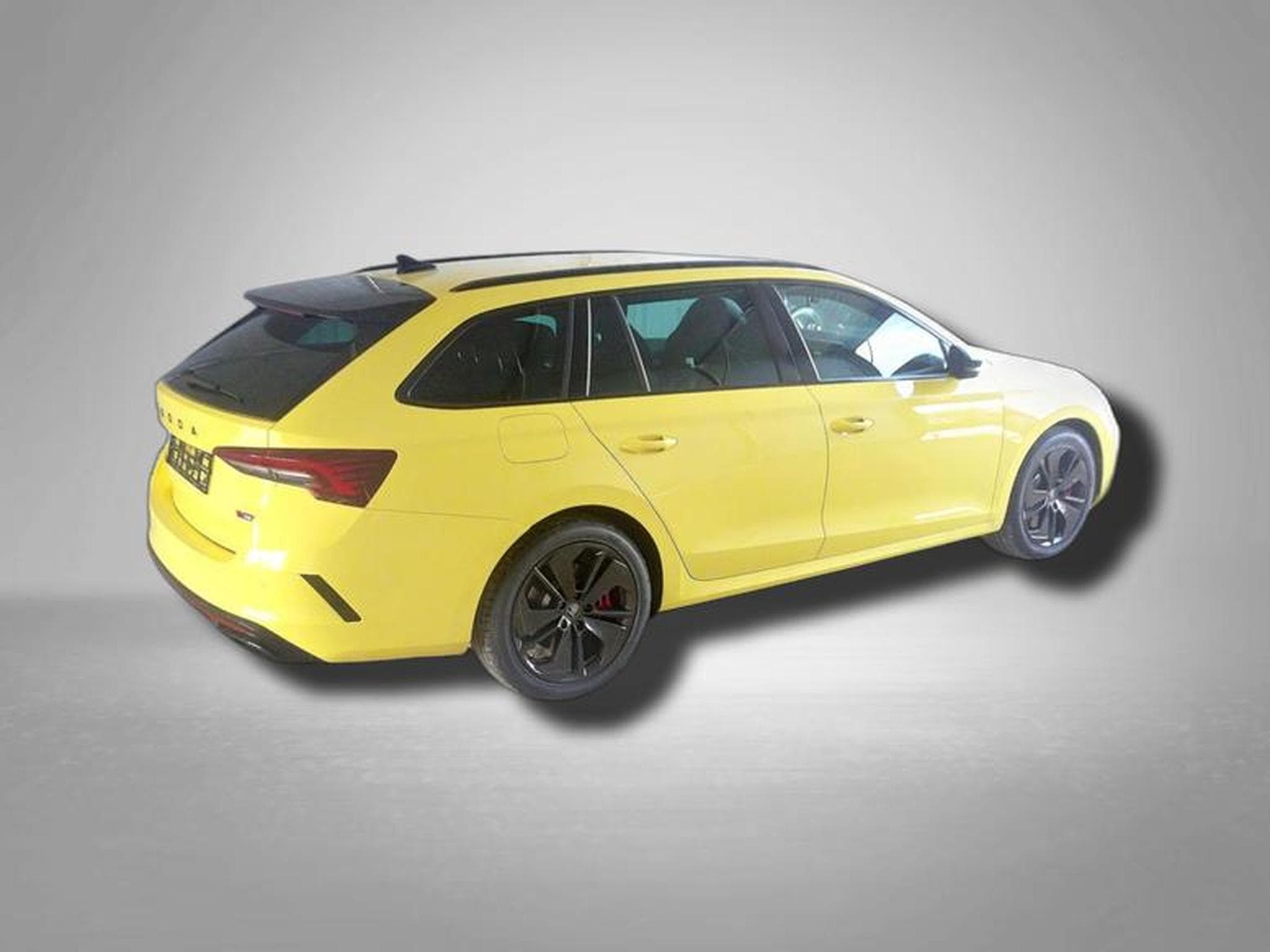 Skoda Octavia RS 2.0 TSI 7-Gang-DSG (2026) - Photo 3