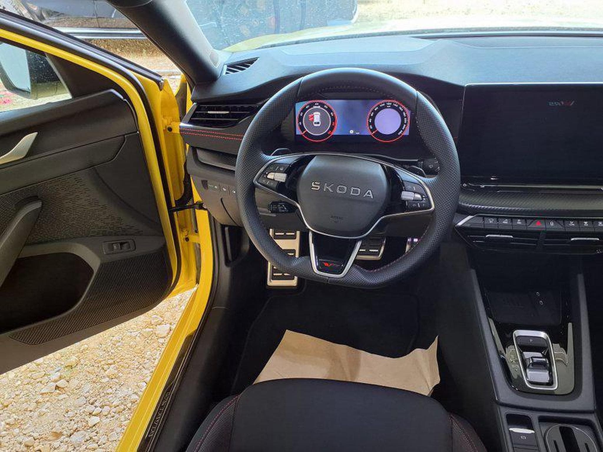 Skoda Octavia RS 2.0 TSI 7-Gang-DSG (2026) - Photo 8