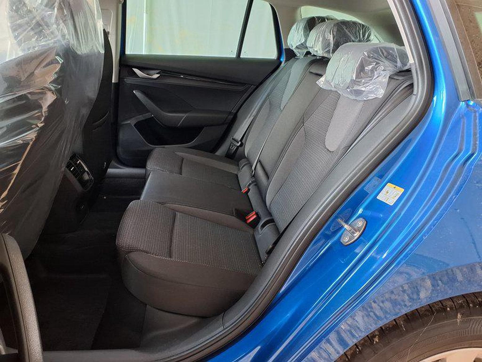 Skoda Octavia Selection 1.5 eTSI 7-Gang-DSG (2026) - Photo 6