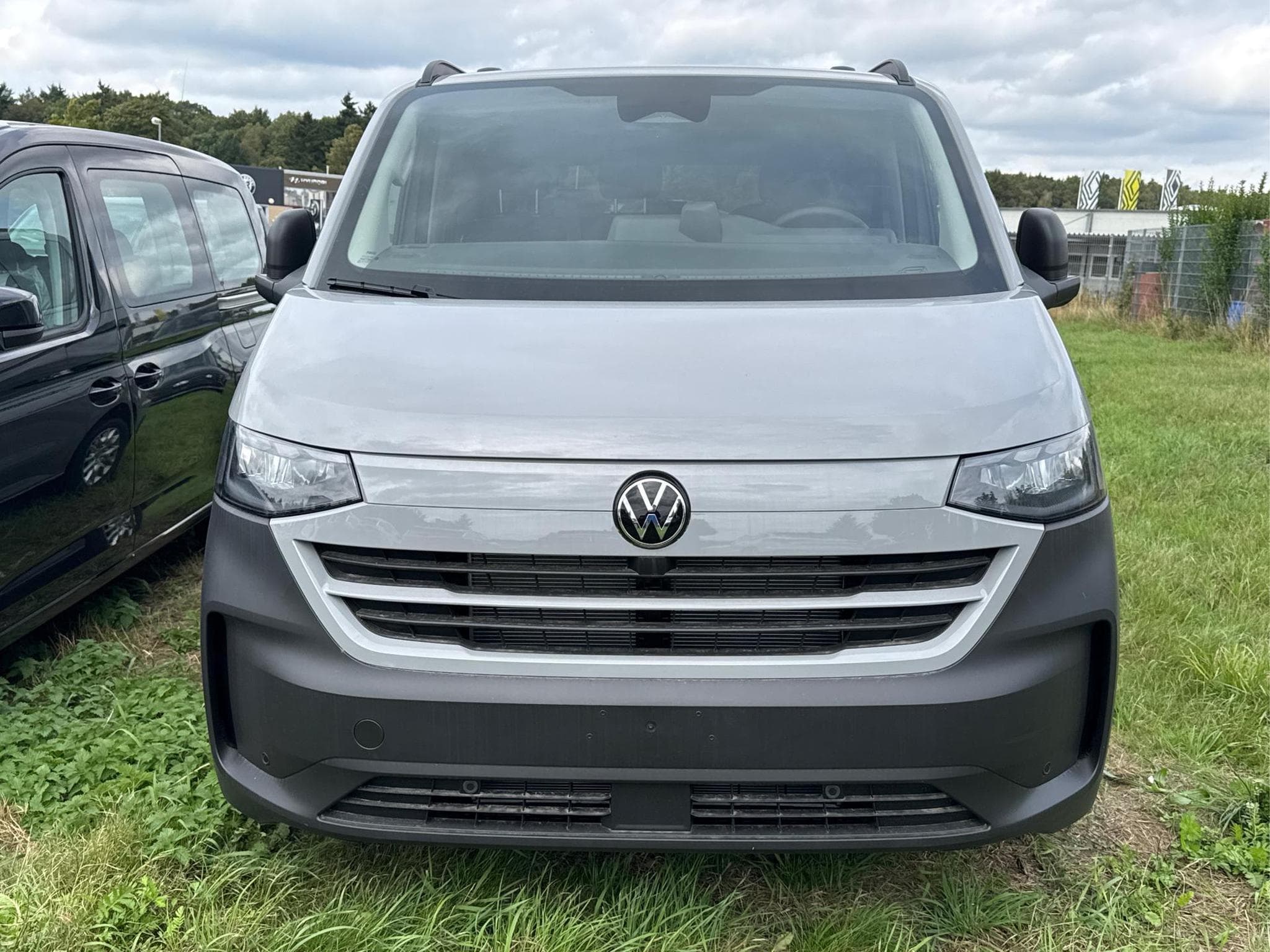 VW T7 Basis (2026) - Photo 2