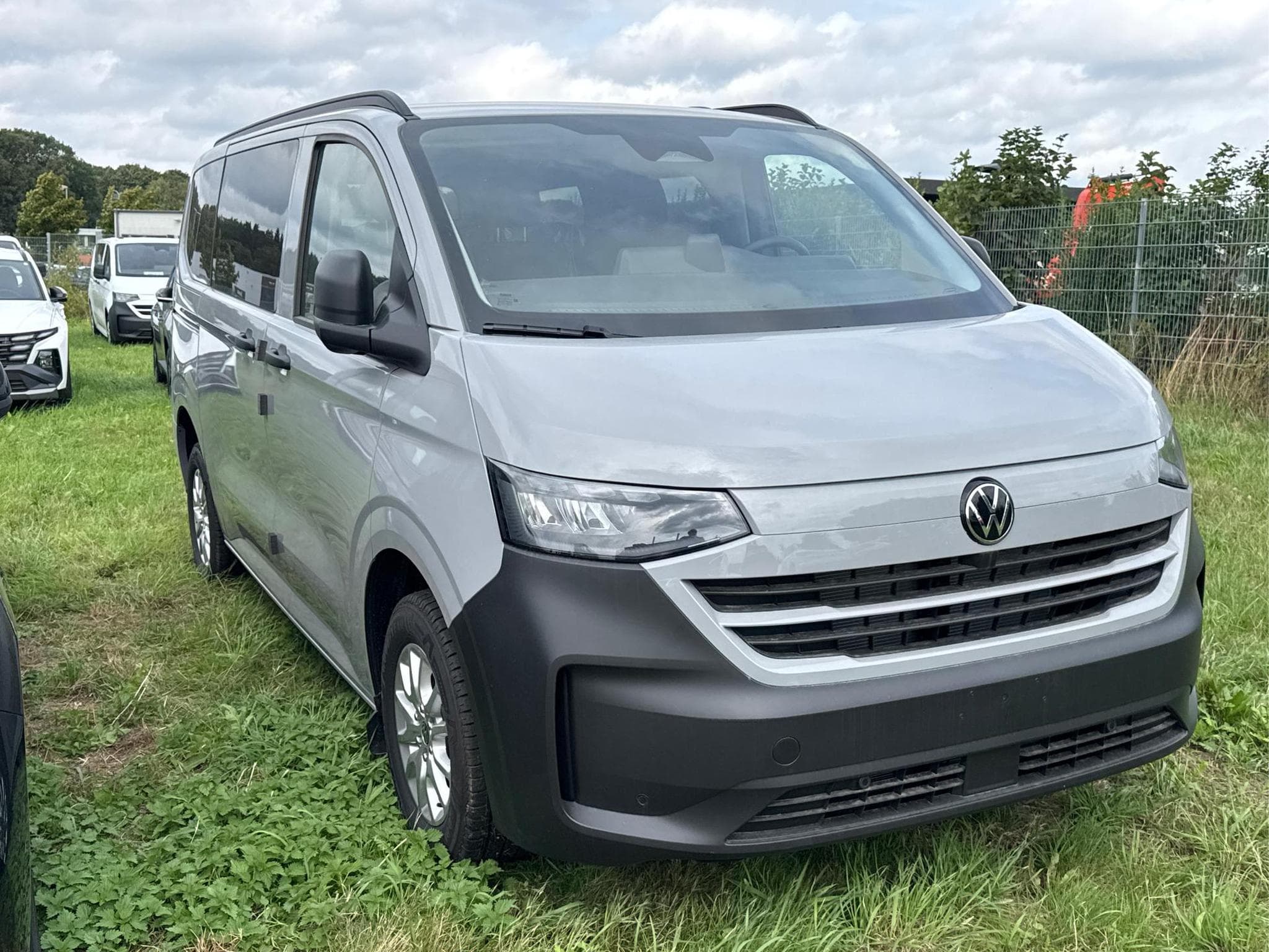 VW T7 Basis (2026) - Photo 3