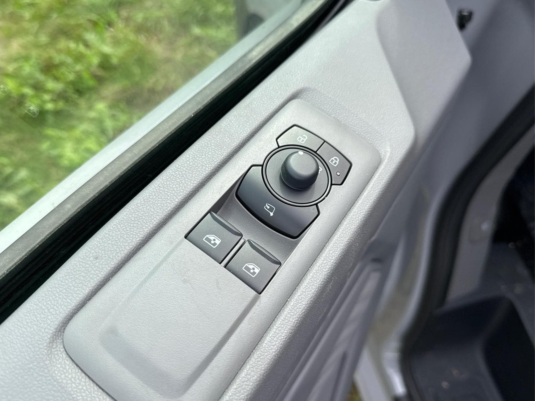 VW T7 Basis (2026) - Photo 14