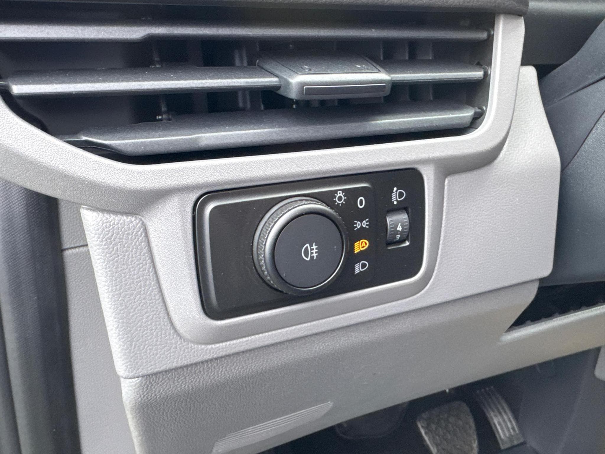 VW T7 Basis (2026) - Photo 15