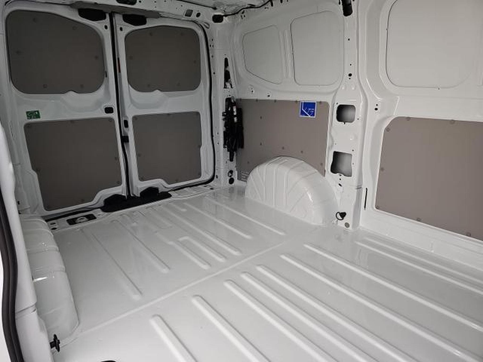 VW T7 2.0 TDI 81 kW KR (2026) - Foto 13