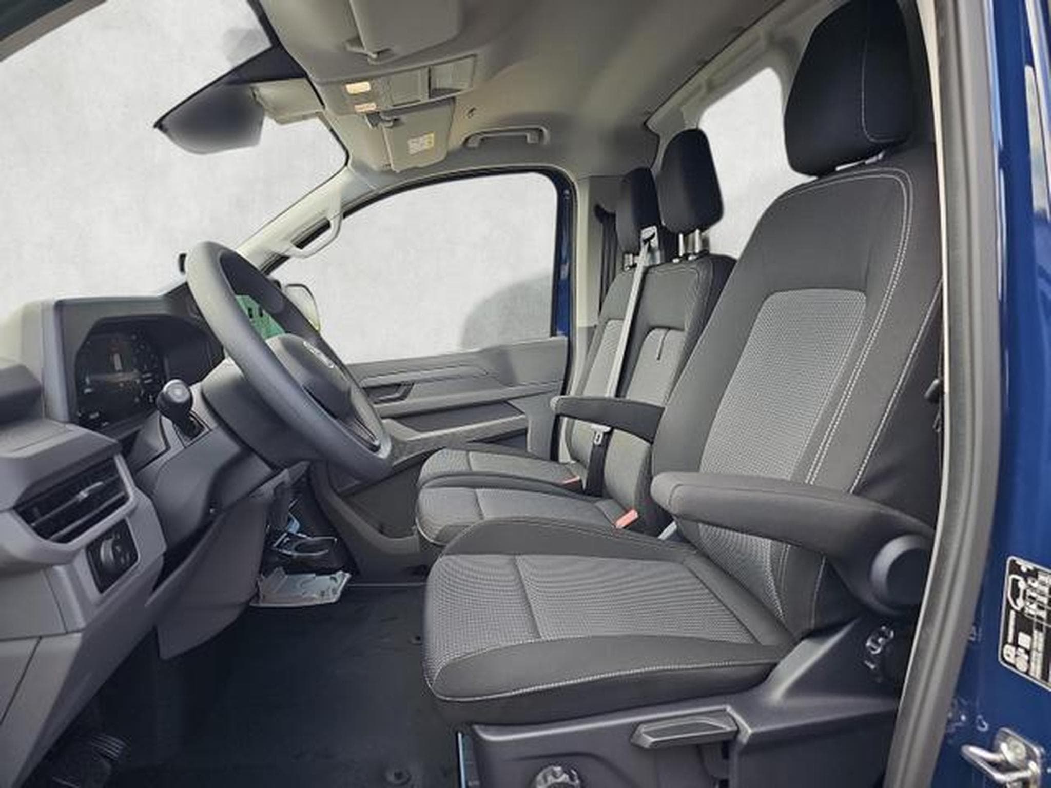 VW T7 2.0 TDI 110 kW 4MO KR (2026) - Foto 9