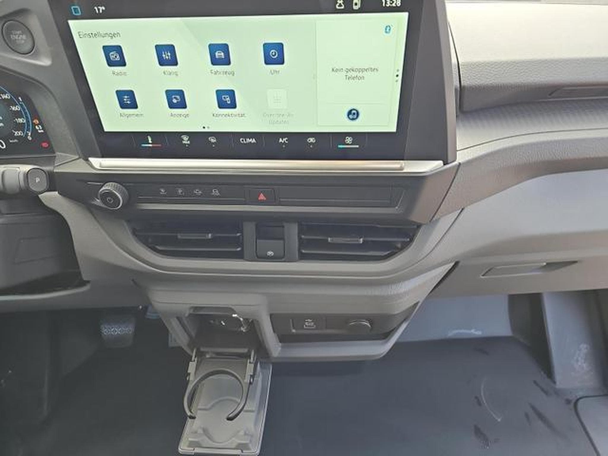 VW T7 2.0 TDI 110 kW 4MO KR (2026) - Foto 12