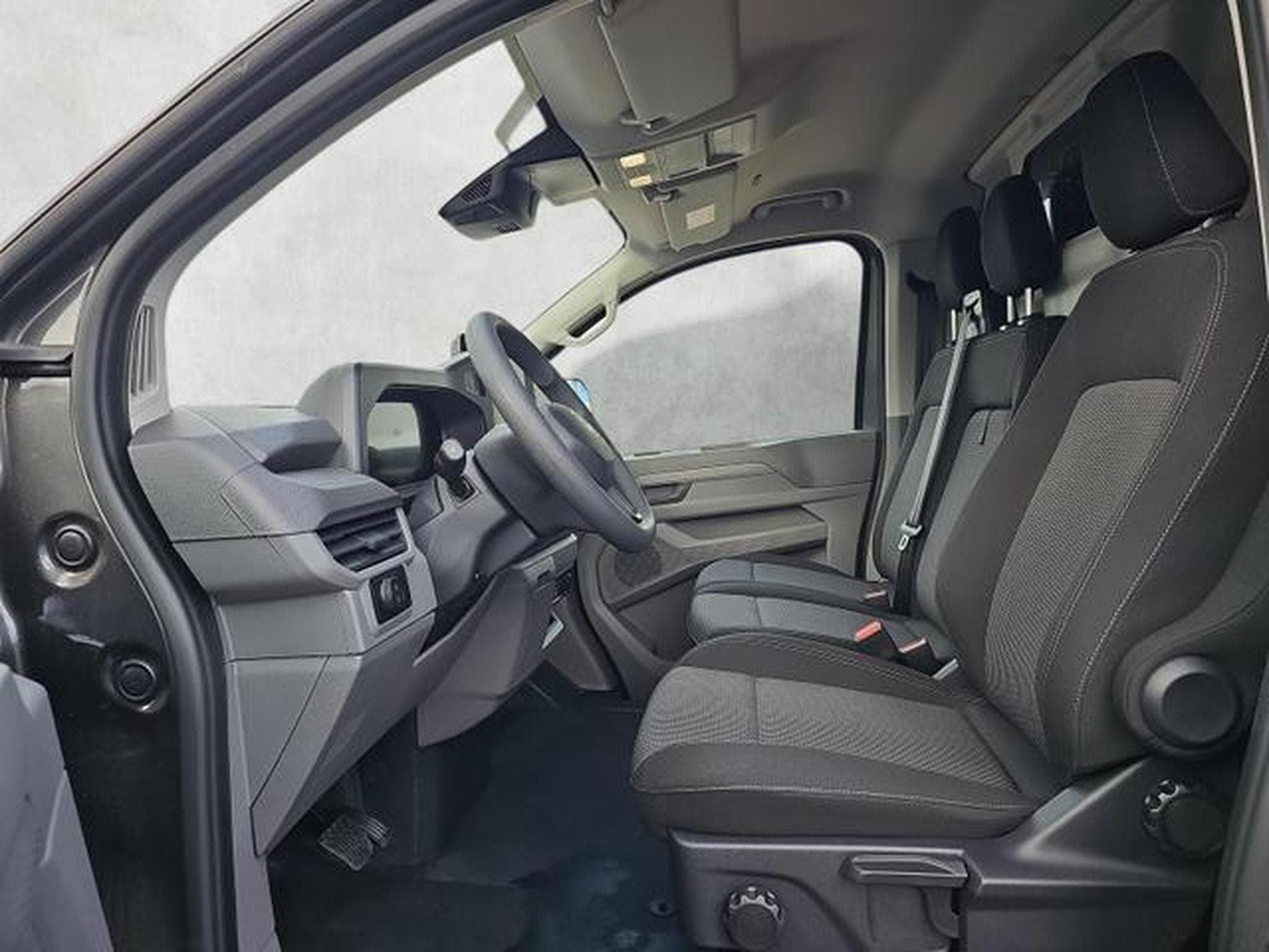 VW T7 2.0 TDI 110 kW 4MO KR (2026) - Foto 9