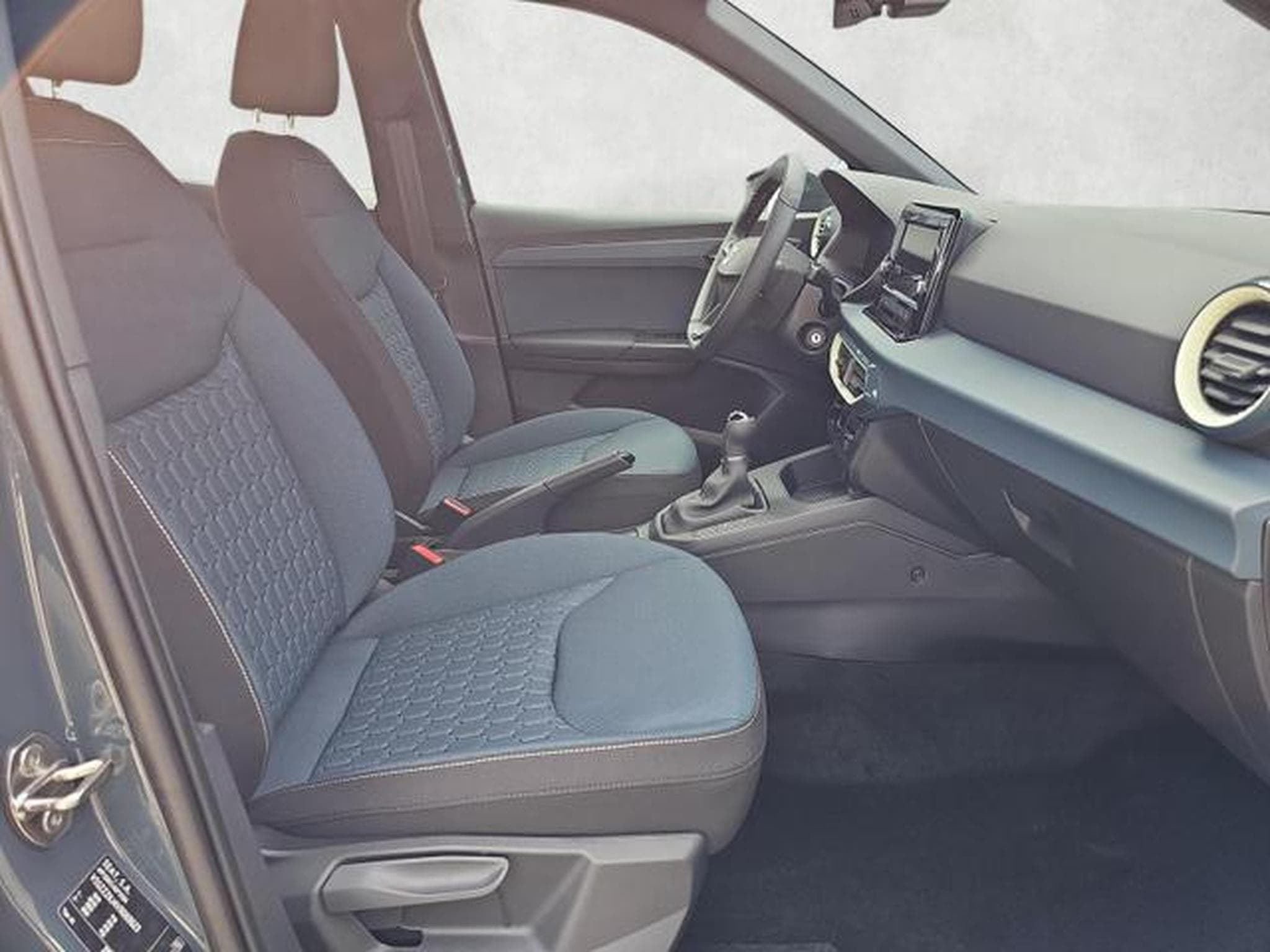 Seat Arona 1.0 TSI 70 kW Style (2026) - Photo 10