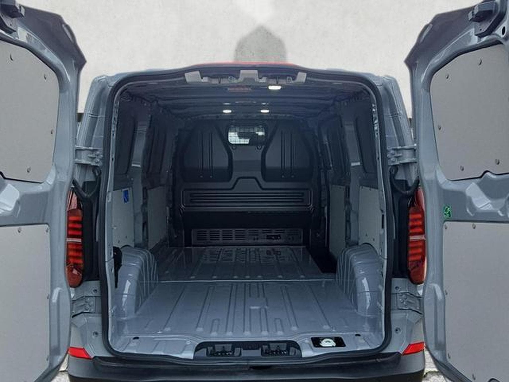 VW T7 2.0 TDI 81 kW KR (2026) - Foto 14