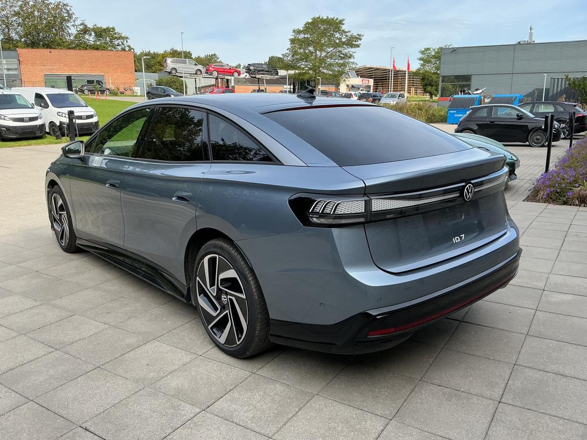 VW ID.7 Pro (2025) - Foto 4