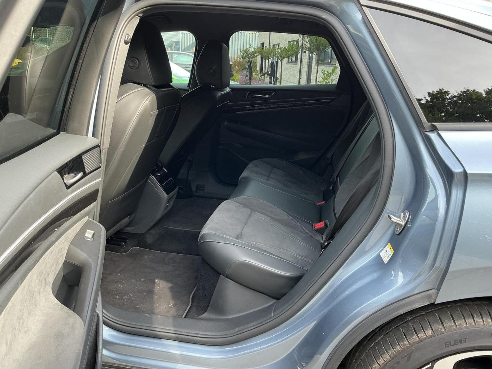 VW ID.7 Pro (2025) - Foto 6