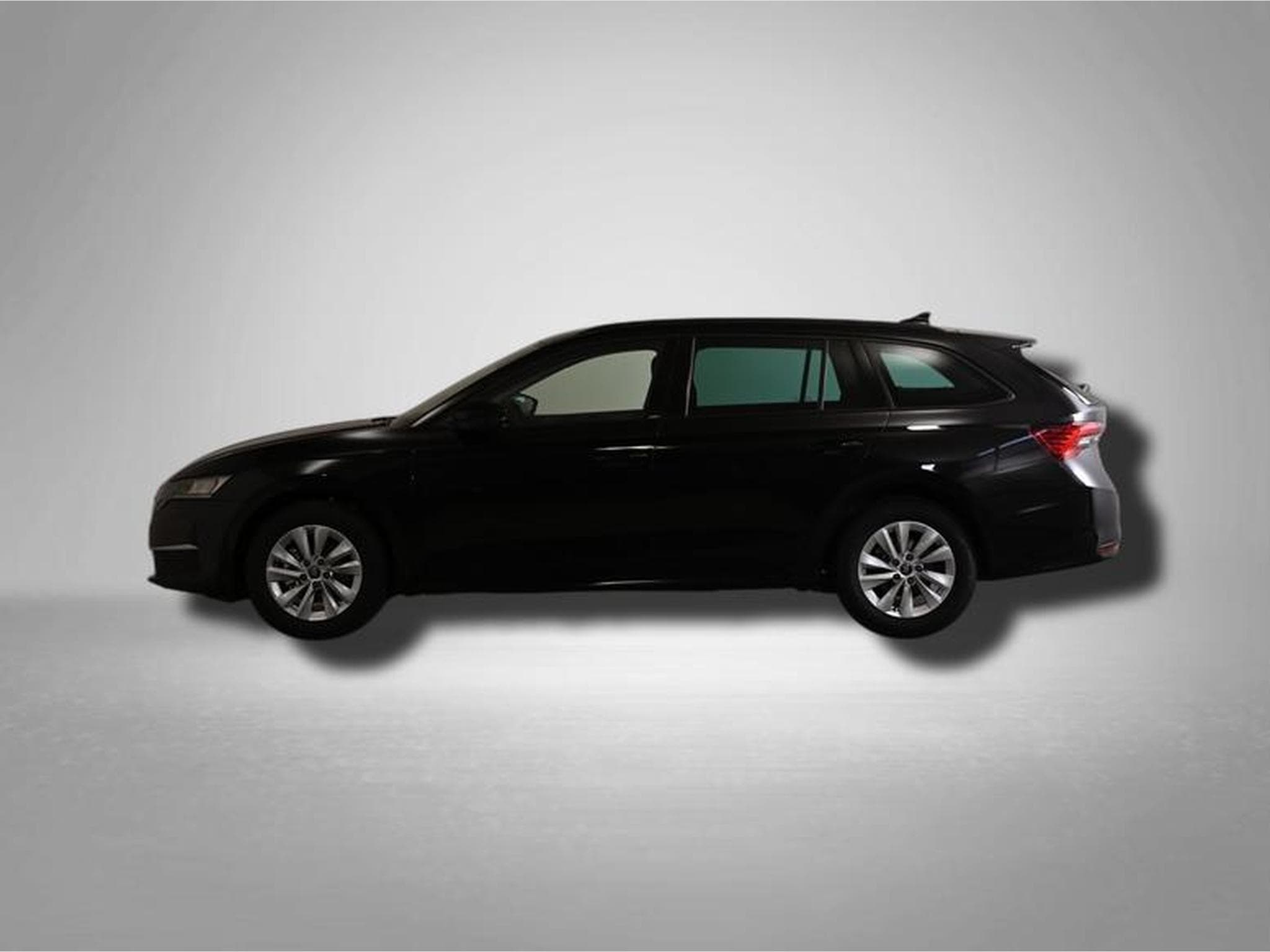 Skoda Octavia Selection 1.5 eTSI 7-Gang-DSG (2026) - Photo 2