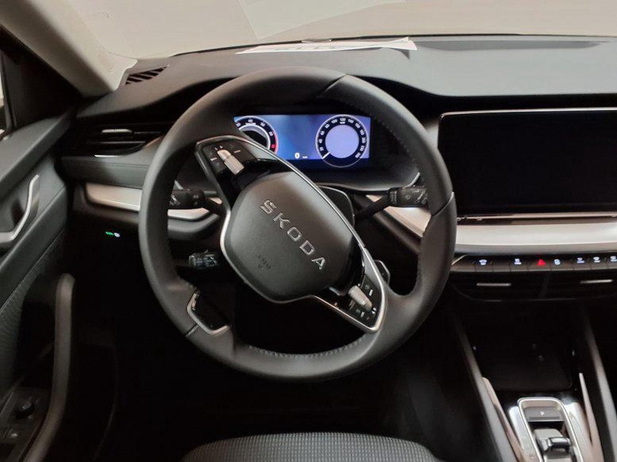 Skoda Octavia Selection 1.5 eTSI 7-Gang-DSG (2026) - Photo 12