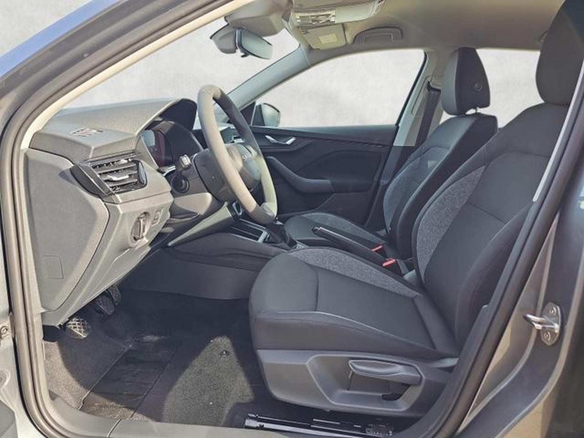 Skoda Scala Essence (2026) - Photo 9