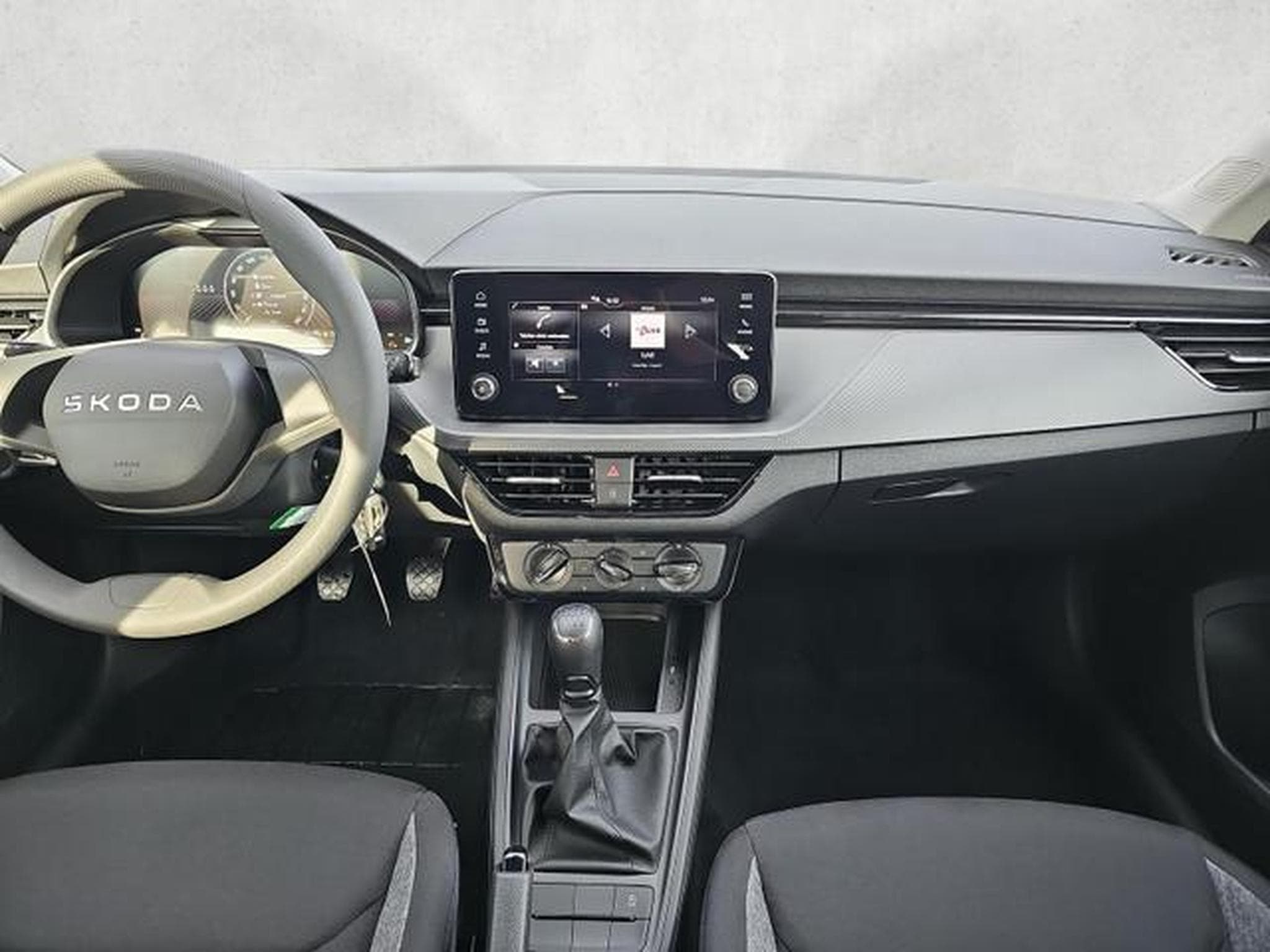 Skoda Scala Essence (2026) - Photo 12