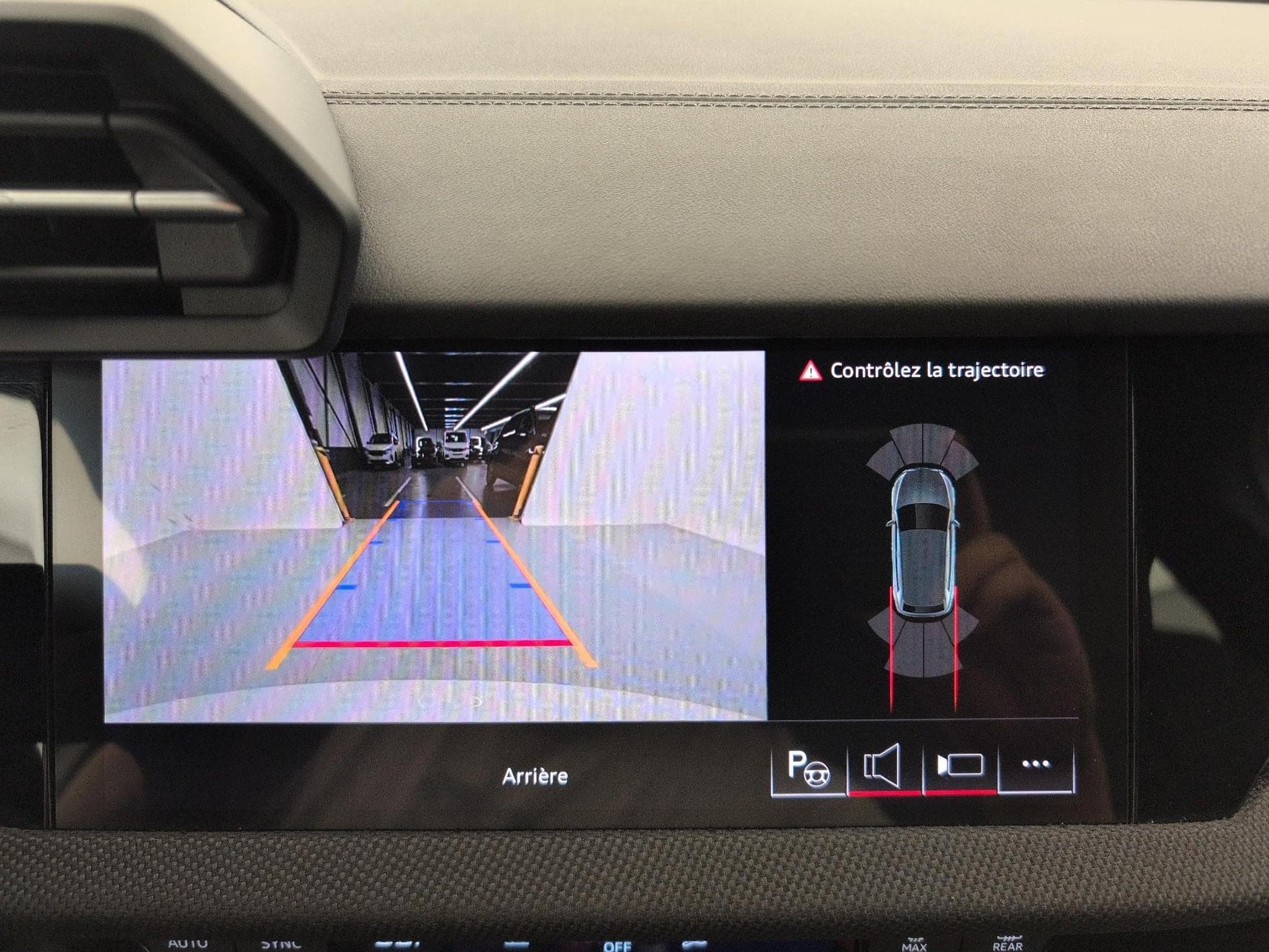 Audi A3 S line (2025) - Photo 17