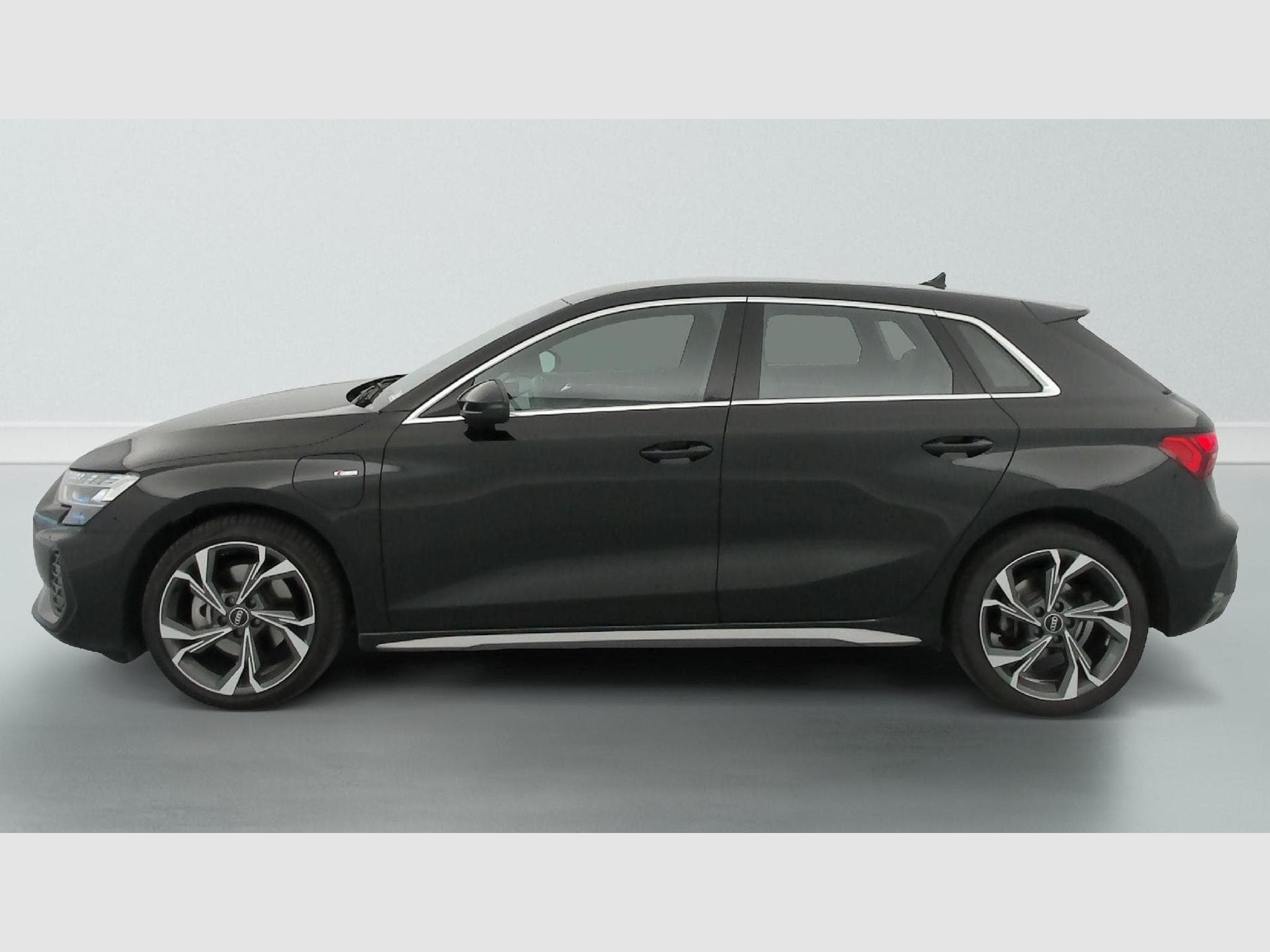 Audi A3 S line (2025) - Photo 4