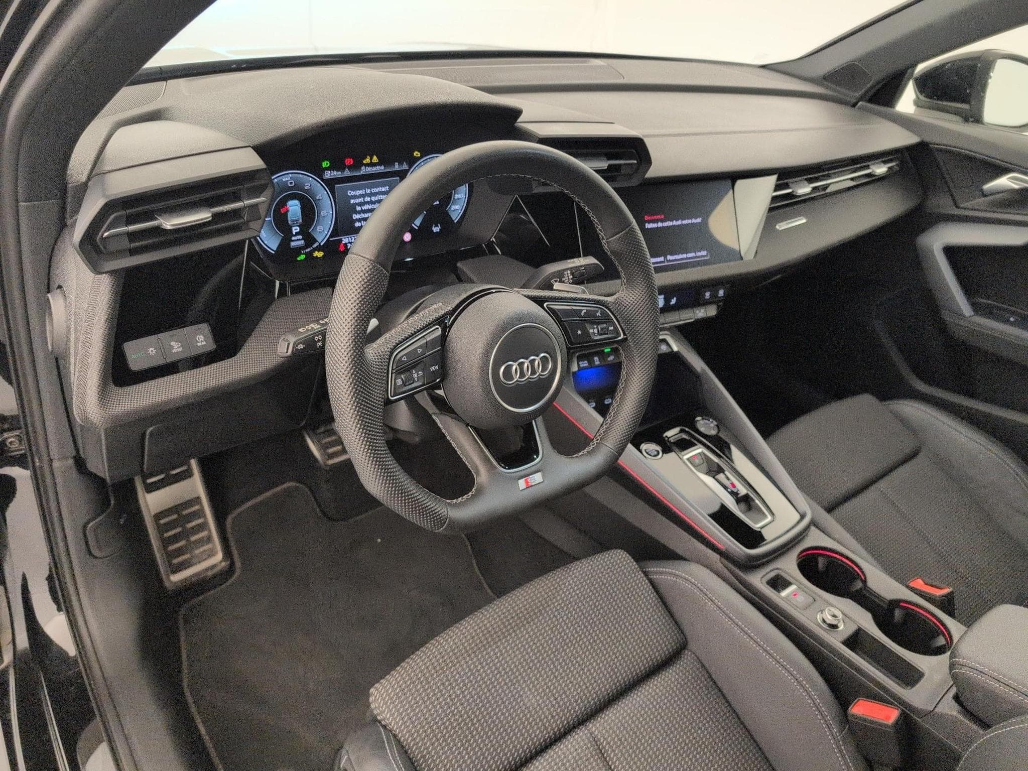 Audi A3 S line (2025) - Photo 15