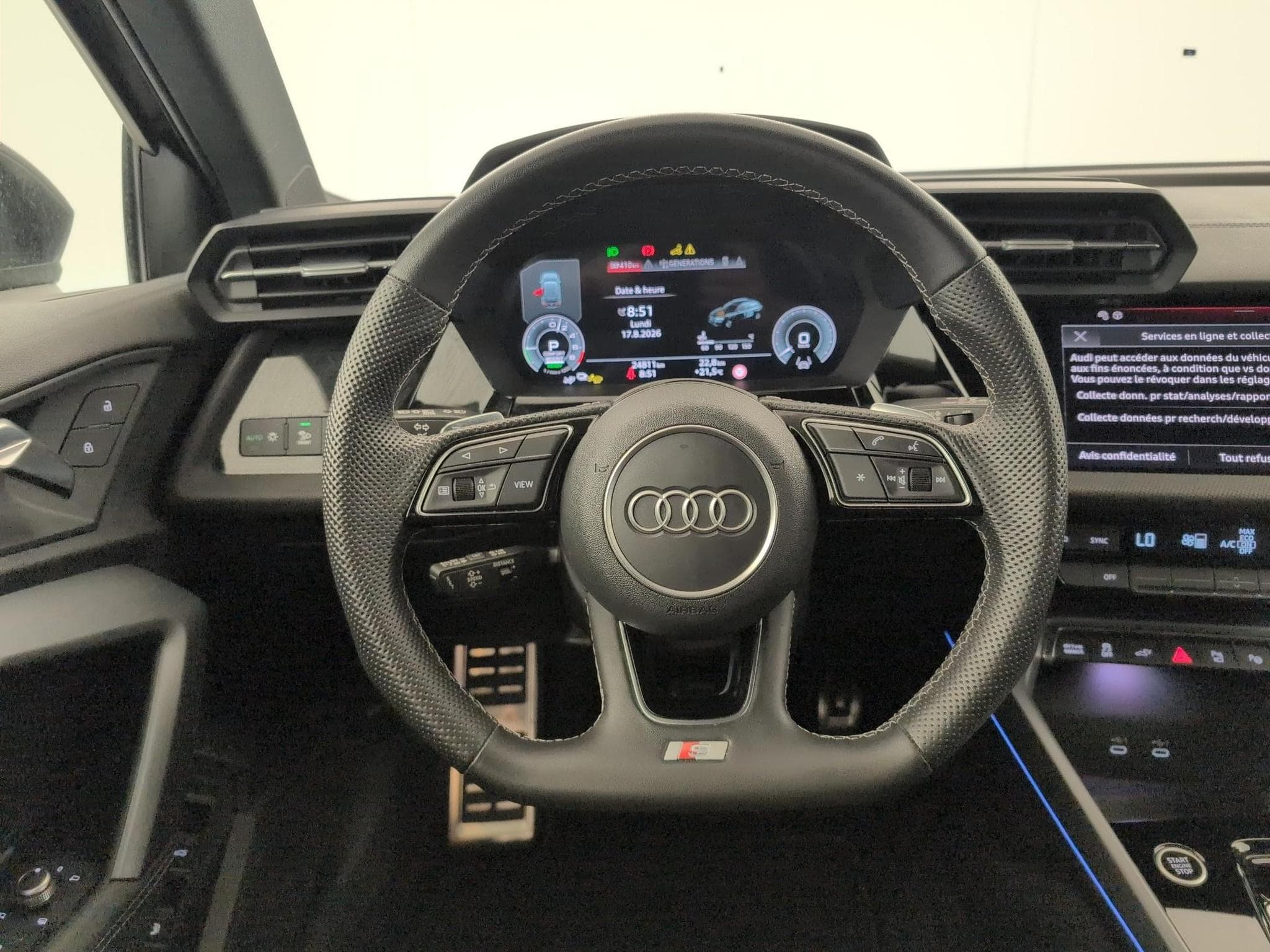 Audi A3 S line (2025) - Photo 15